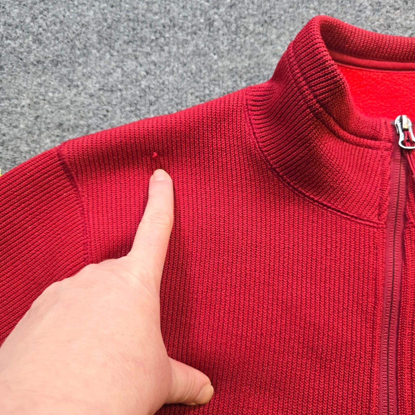 The North Face The North Face Jacket Men M Red Full Zip Knit Fleece Basic Performance Windbreaker Regular Stand-Up Collar Outdoor Weatherproof (if allowed) Size US M / EU 48-50 / 2 - 7 Thumbnail