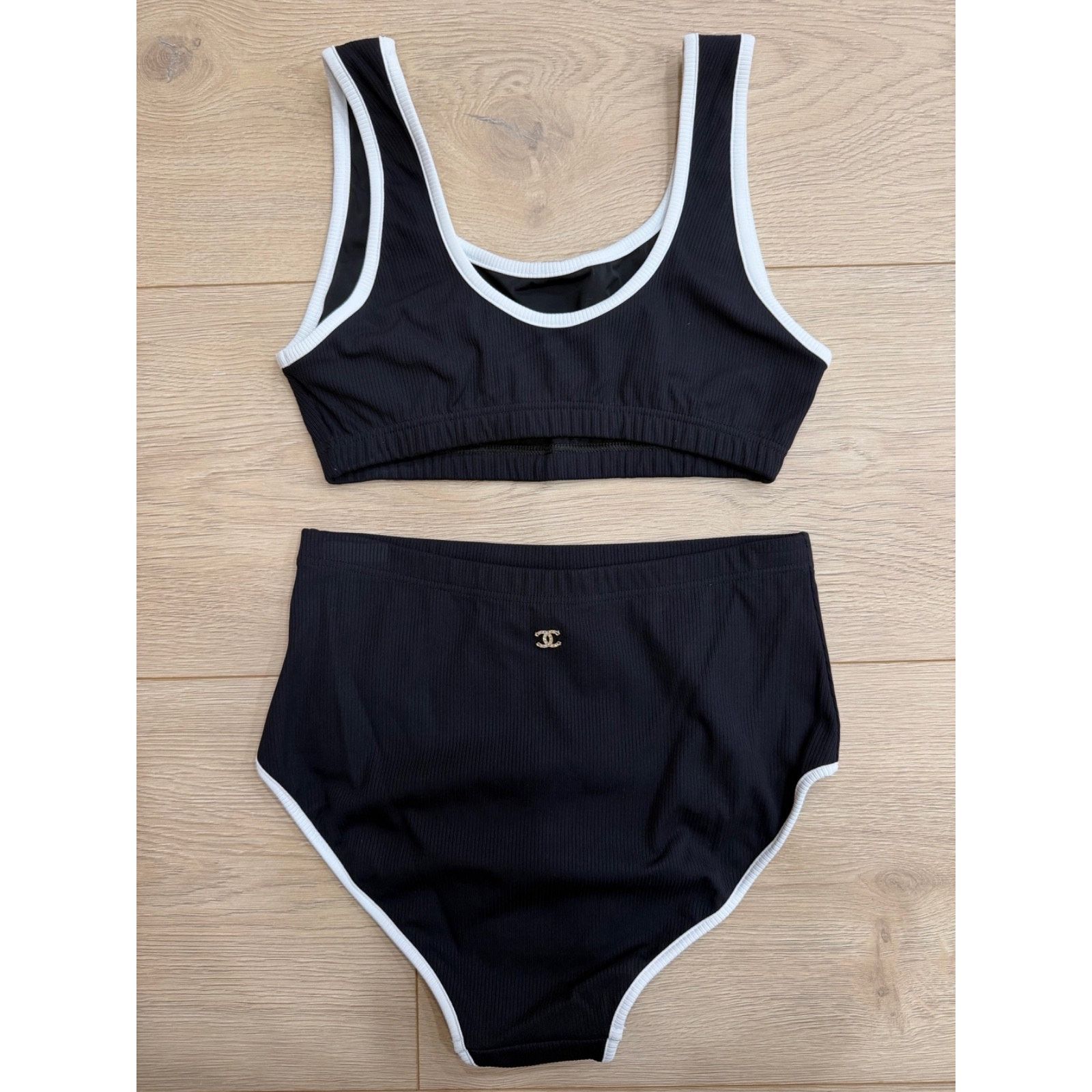 Chanel Chanel 22S Black White Crystal CC Logo Bikini Swimsuit 38 Size S / US 4 / IT 40 - 13 Thumbnail