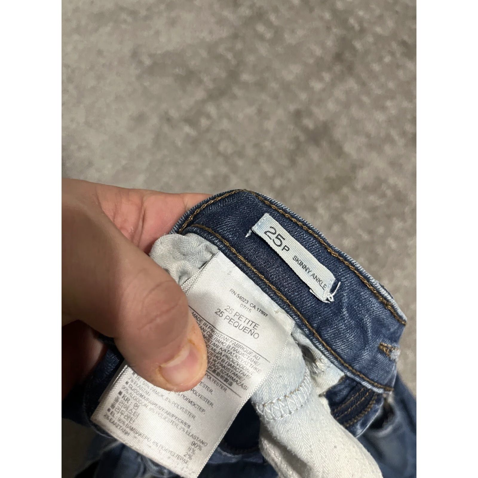Banana Republic BANANA REPUBLIC Women's Premium Denim Skinny Ankle Jeans Size 25P Blue Destroyed Size 42" / US 20 - 4 Thumbnail