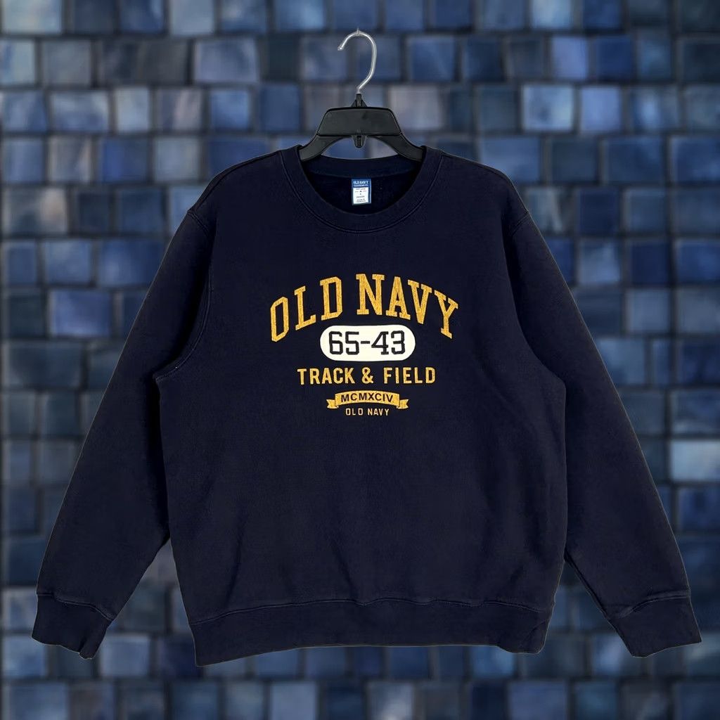 Old Navy Old Navy Sweatshirt Mens Large Blue Track Field Crew Pullover Athletic Varsity Size US L / EU 52-54 / 3 - 1 Thumbnail