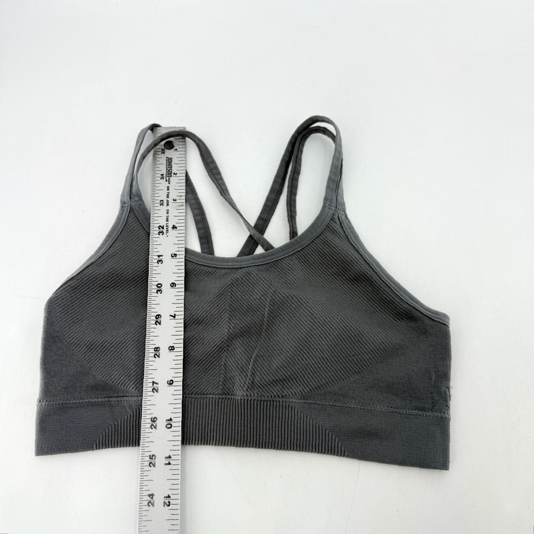 Vintage Ryka Gray Ribbed Athletic Sports Bra Medium Strappy Back Seamless Size ONE SIZE - 4 Thumbnail