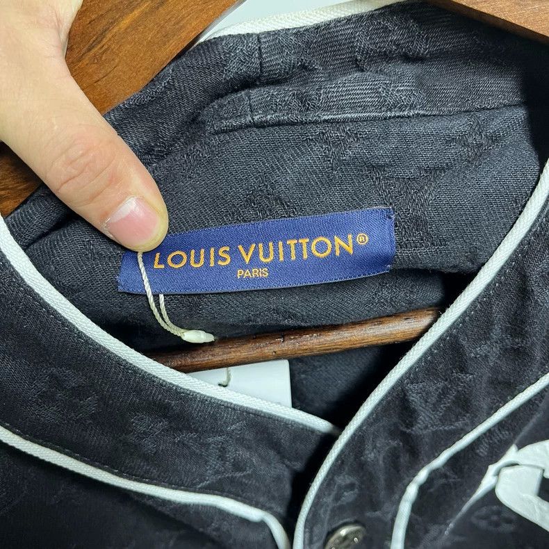 Louis Vuitton Louis Vuitton full print jacket 2504-Nextarrow Size US M / EU 48-50 / 2 - 3 Thumbnail