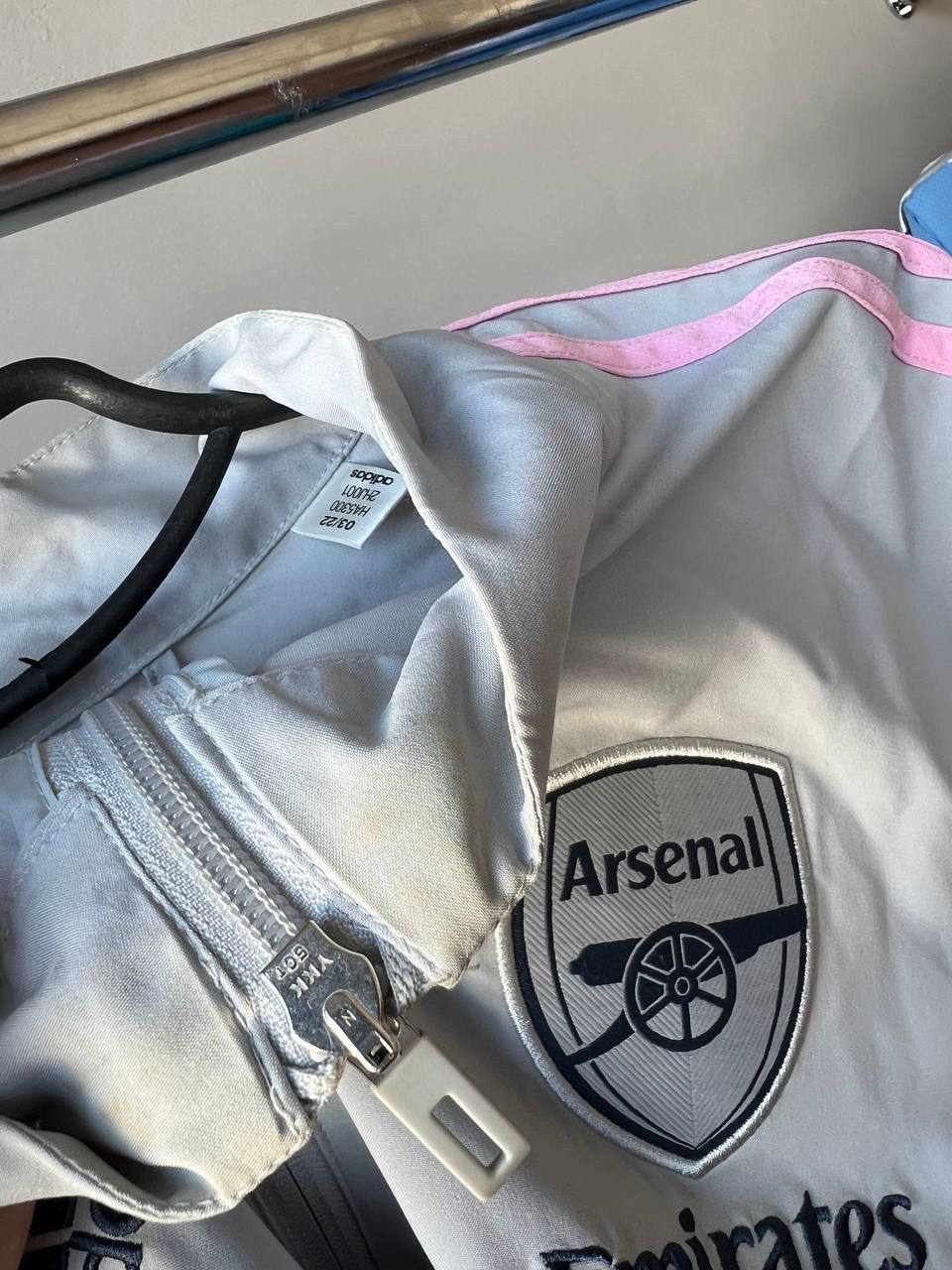 Adidas 2022/23 ARSENAL FC PRESENTATION MENS SOCCER FOOTBALL JACKET Size US L / EU 52-54 / 3 - 8 Thumbnail