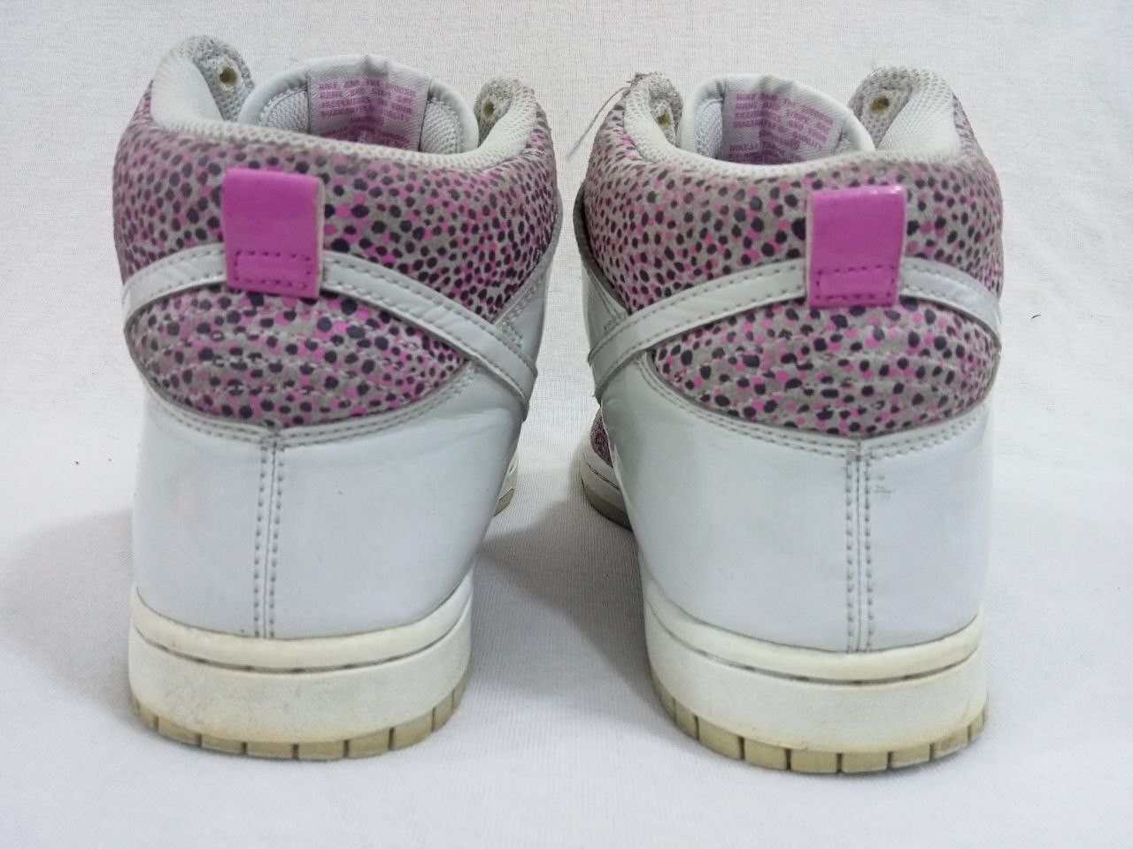 Nike Wmns Dunk High Skinny Print 'Medium Grey Laser Purple' 9 US Size US 9 / IT 39 - 6 Thumbnail