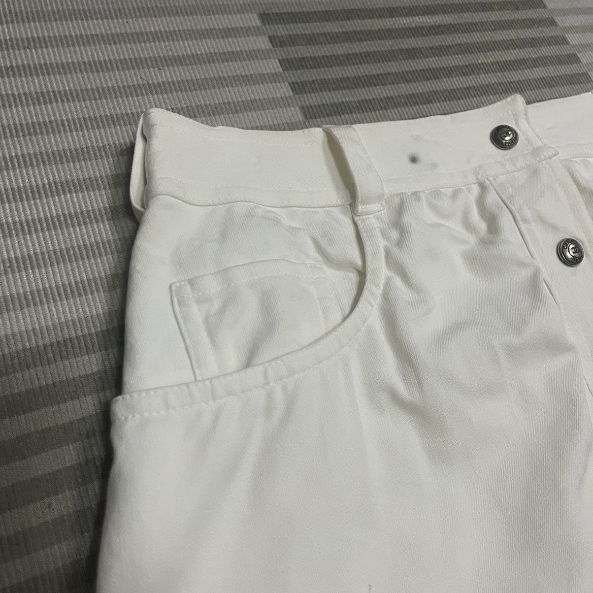 Chanel Vintage Chanel E97 1997 Mini Skirt Summer Collection. Size 29" - 4 Thumbnail