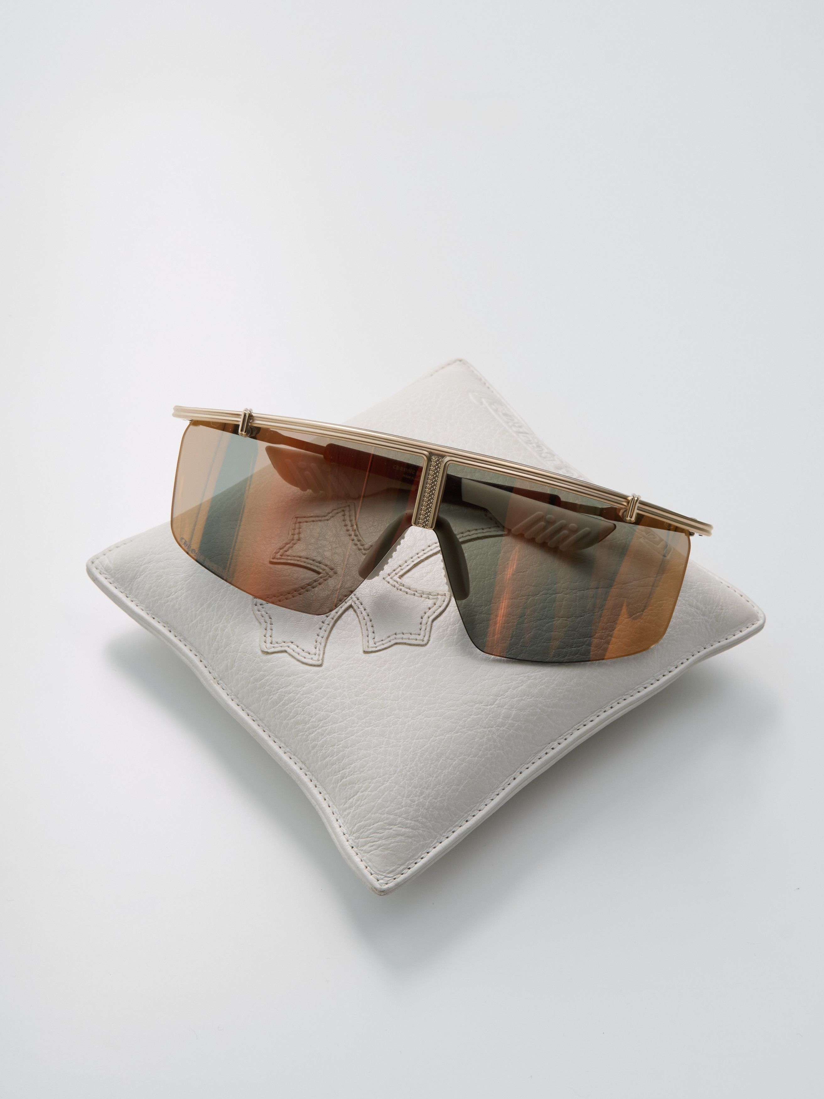 Chrome Hearts CHROME HEARTS CLITANIC - Matte Gold Plated / Classic Brown Size ONE SIZE - 3 Thumbnail