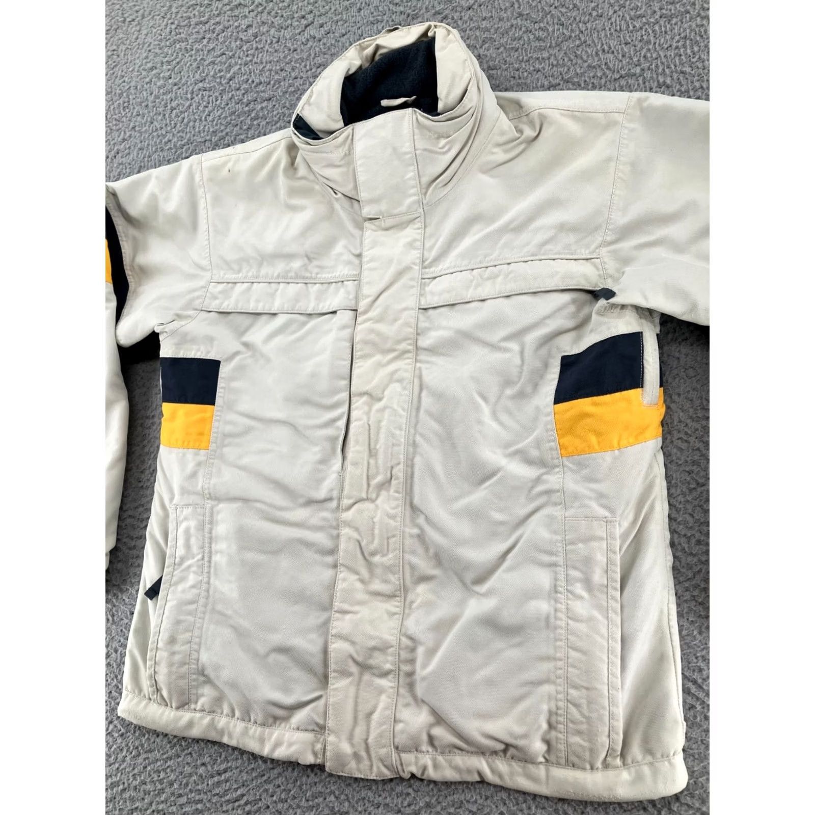 Burton Burton Jacket Womens Small White Universe Snowboard Skiing Fleece Lined Outdoors Size S / US 4 / IT 40 - 4 Thumbnail
