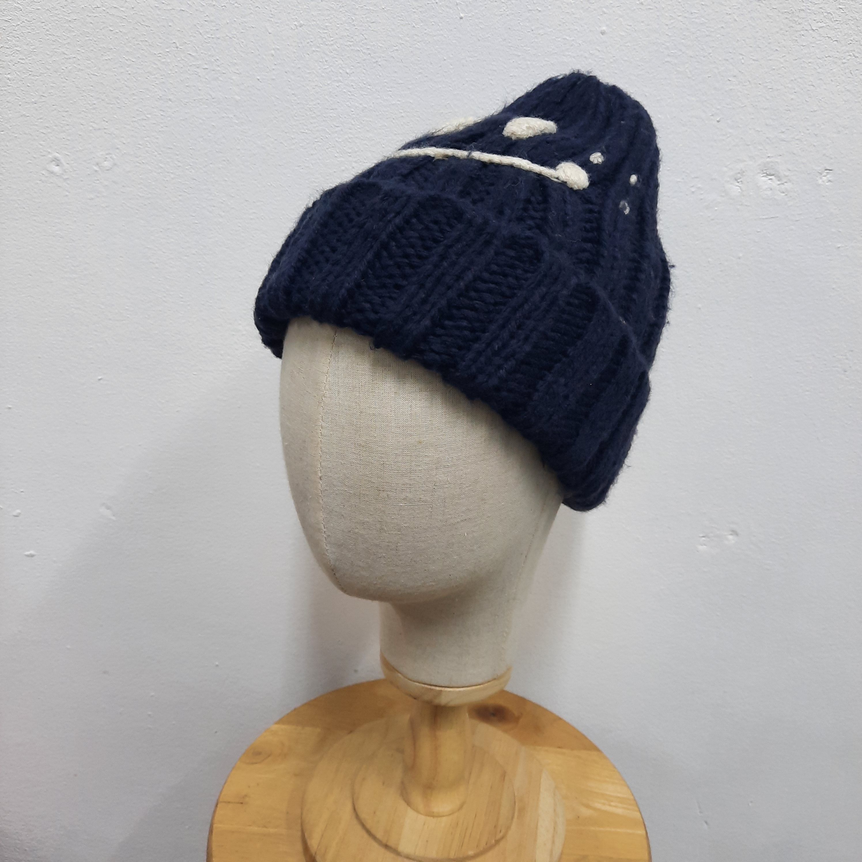 Japanese Brand 😊 Japanese brand smile embroidery beanie hat Size ONE SIZE - 2 Thumbnail