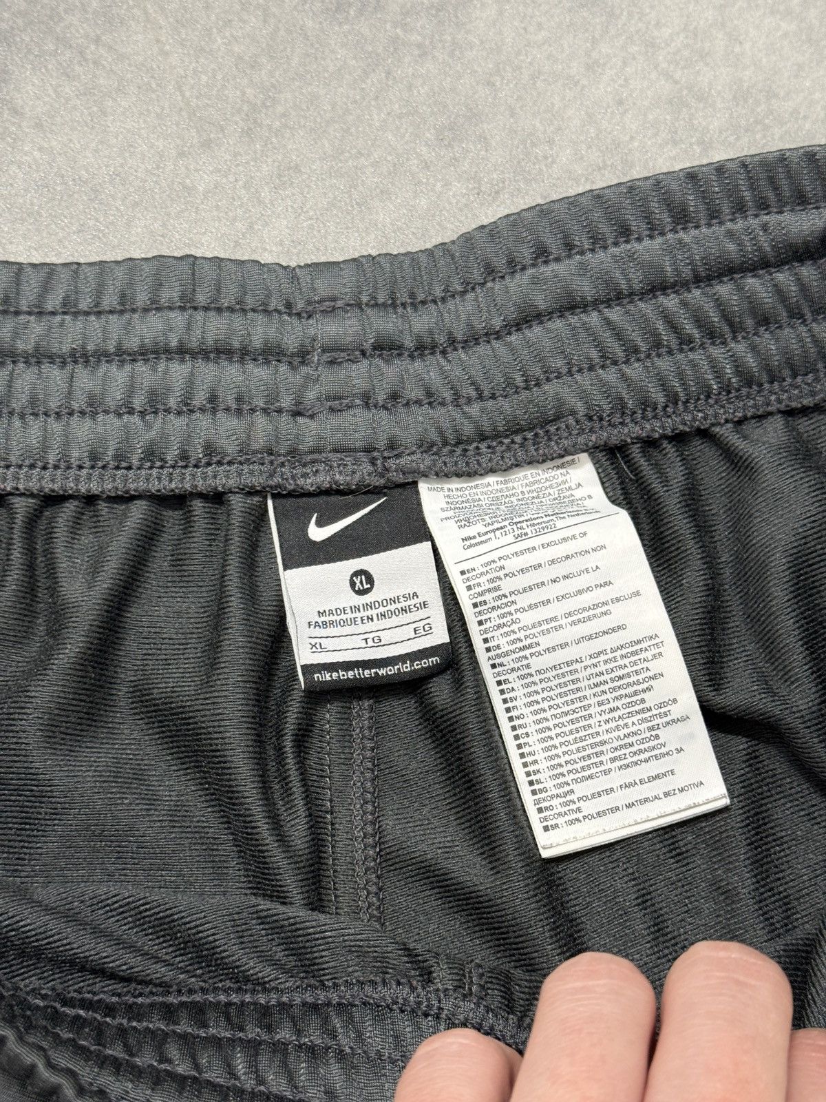 Nike Vintage vibe sweatpants nike retro wideleg y2k trackpants Size US 34 / EU 50 - 3 Thumbnail