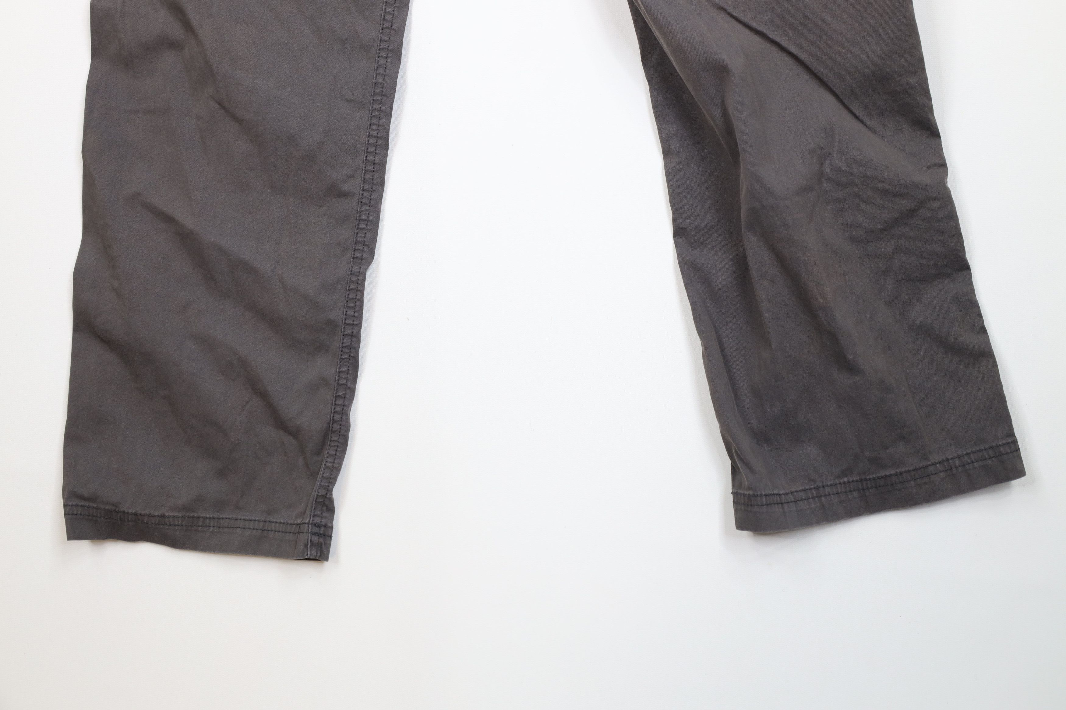 Vintage Vintage Streetwear Wide Leg Convertible Cargo Pants Shorts Size US 32 / EU 48 - 13 Thumbnail
