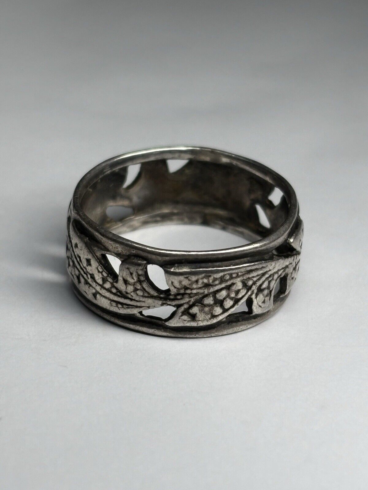 Other Vintage Sterling Silver Carved Floral Patterned Ring Size 7 Size ONE SIZE - 1 Thumbnail