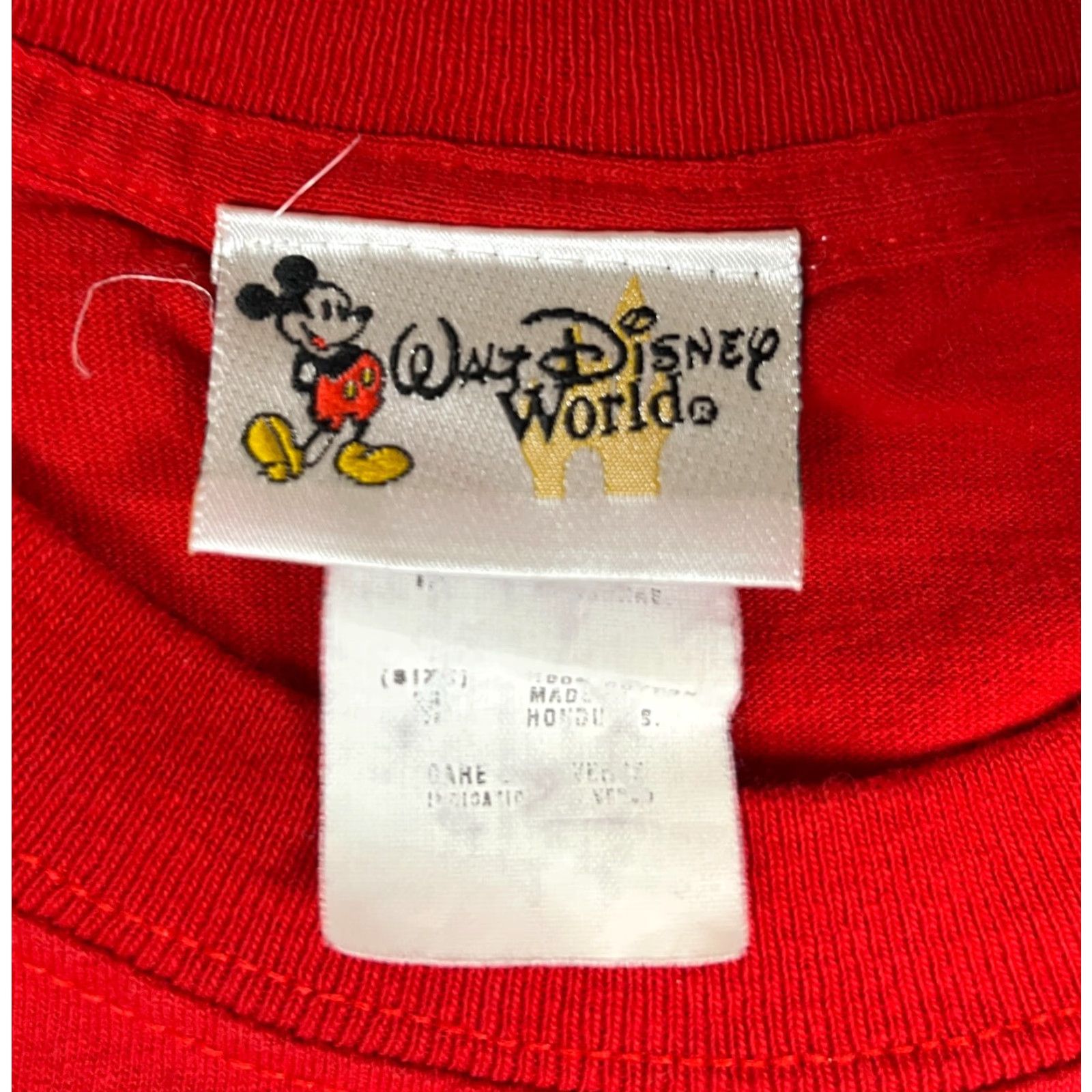 Disney VINTAGE Walt Disney World T-Shirt Unisex Adult Red 2003 Sz M Cartoon Disney Graphic Print Size US M / EU 48-50 / 2 - 4 Thumbnail