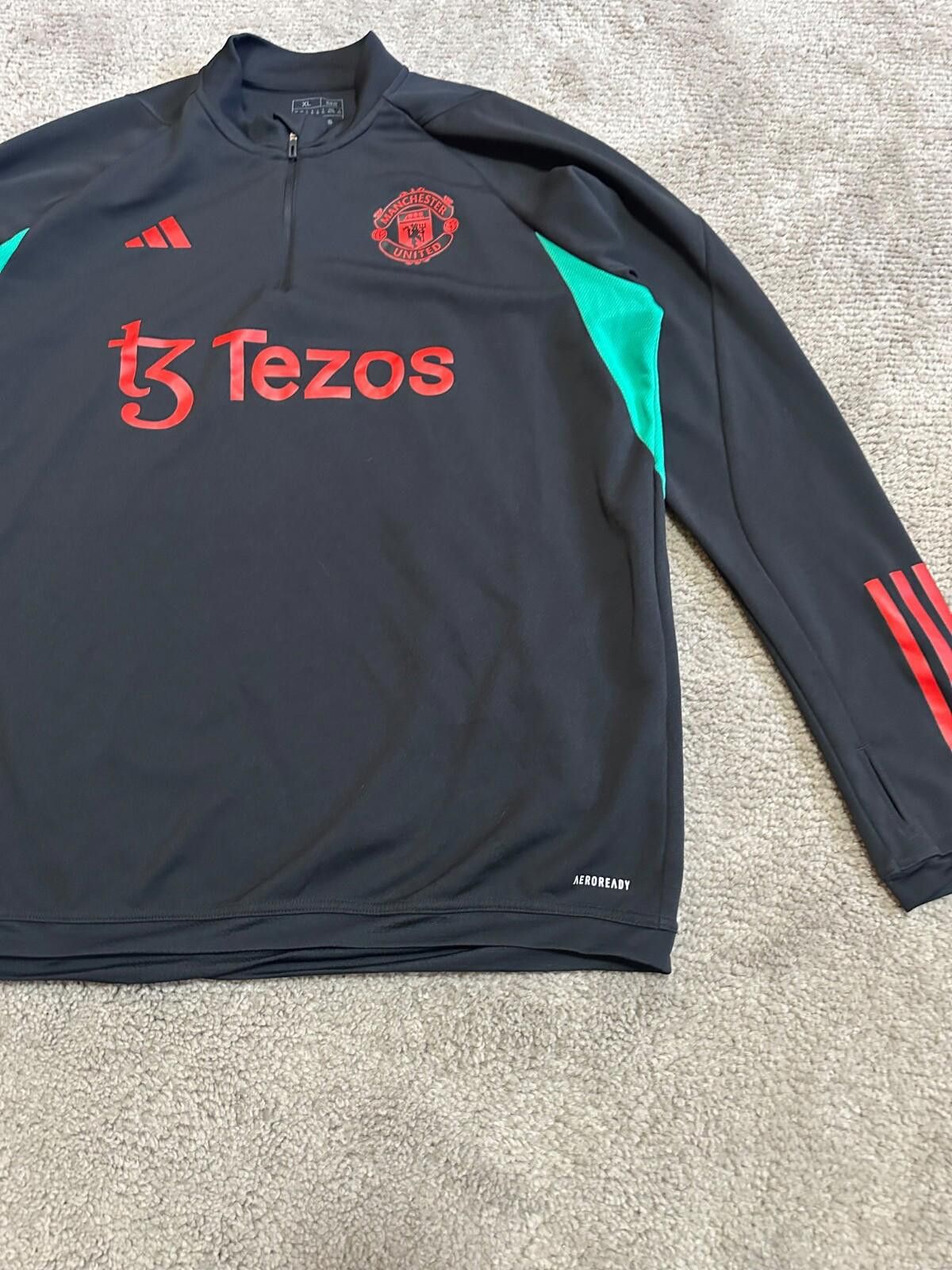 Adidas MANCHESTER UNITED 2023/2024 TRAINING TOP 1/4 ZIP ADIDAS XL Size US M / EU 48-50 / 2 - 4 Thumbnail