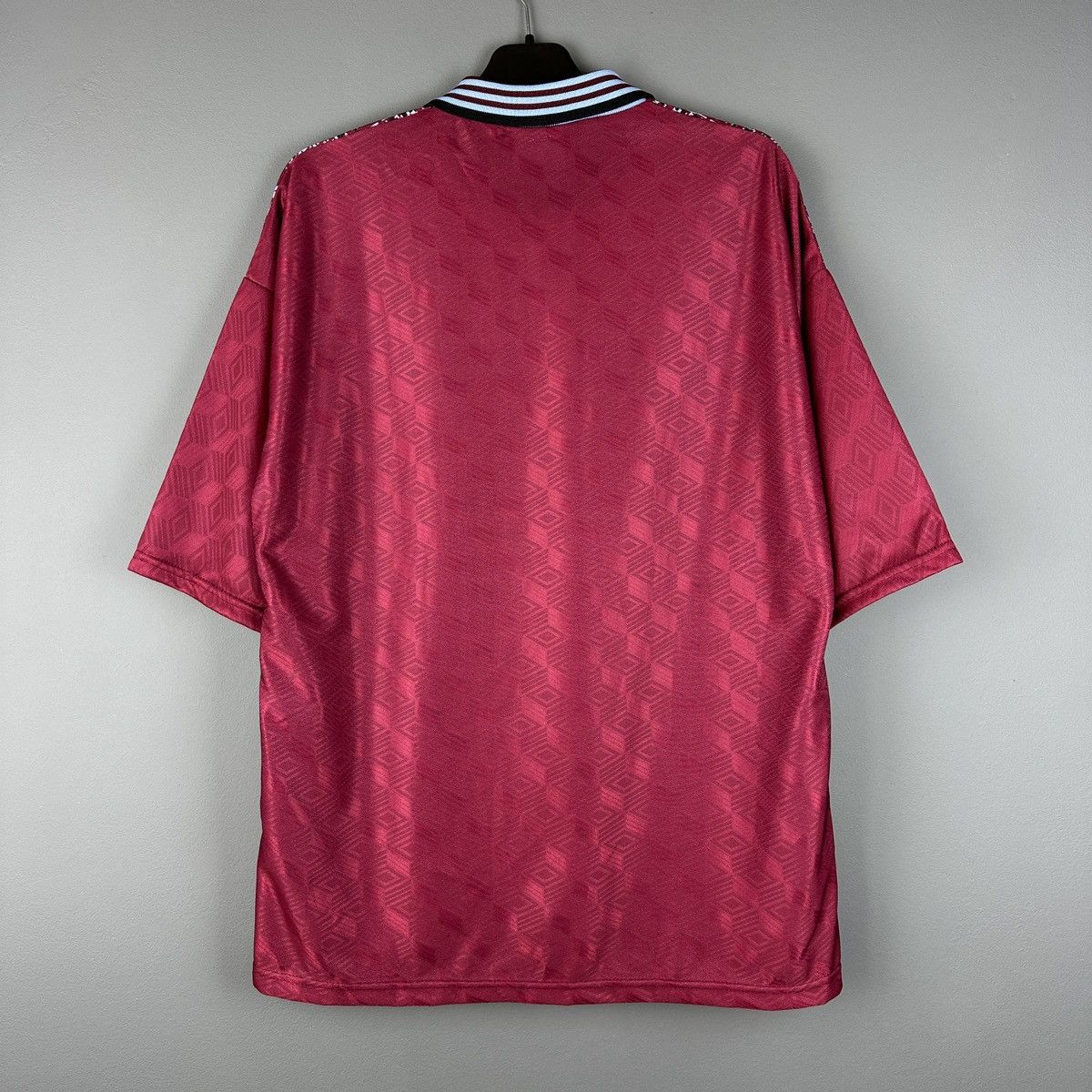 Umbro Vintage Umbro Soccer Jersey Men’s Football Shirt 1990s Size US L / EU 52-54 / 3 - 10 Thumbnail
