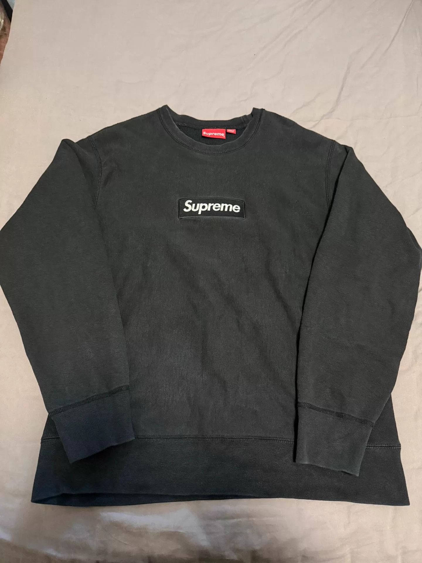 Supreme SUPREME FW22 Box Logo Crewneck In Black | Grailed