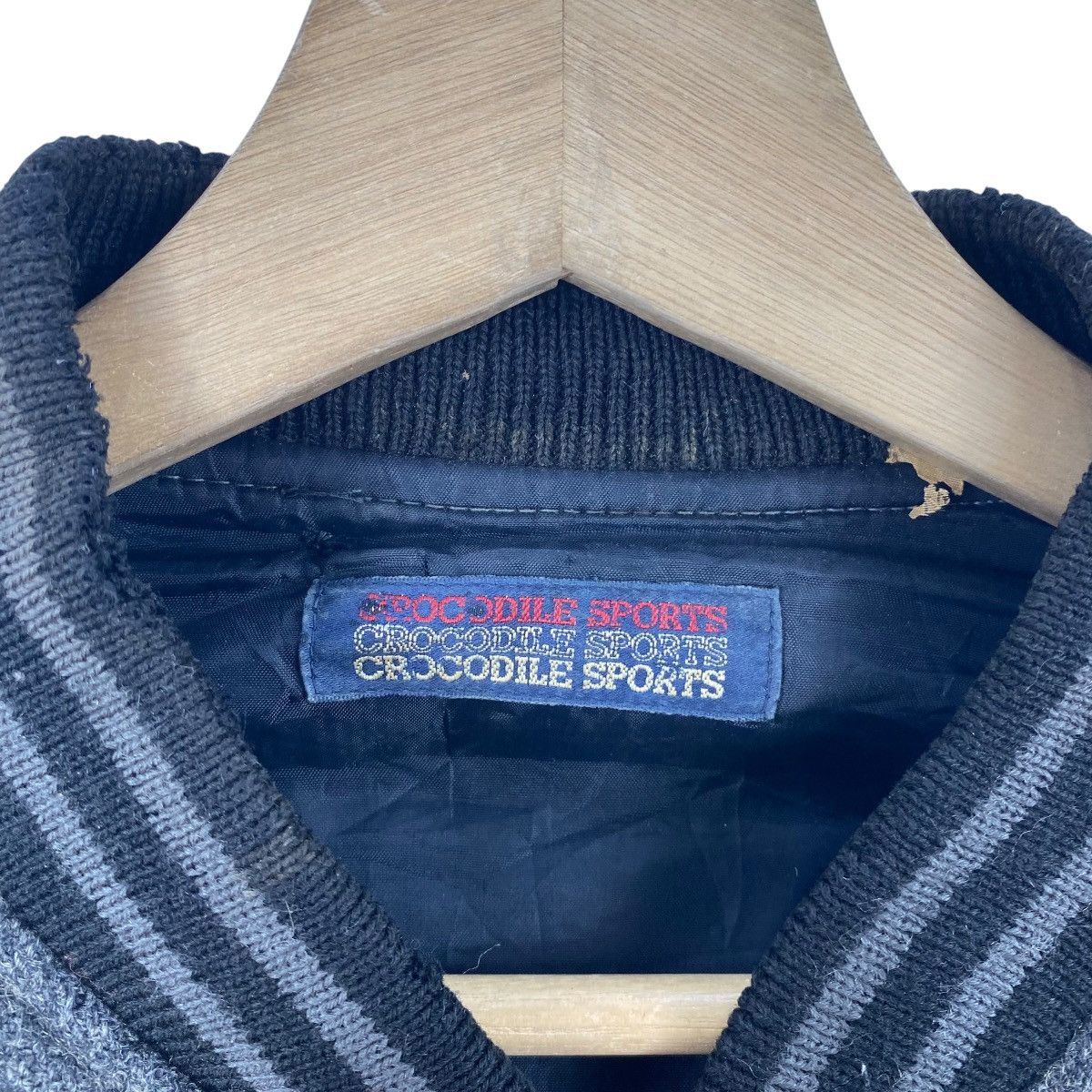 Vintage Vintage CROCODILE SPORTS Leather Varsity Bomber Jacket Size US M / EU 48-50 / 2 - 9 Thumbnail
