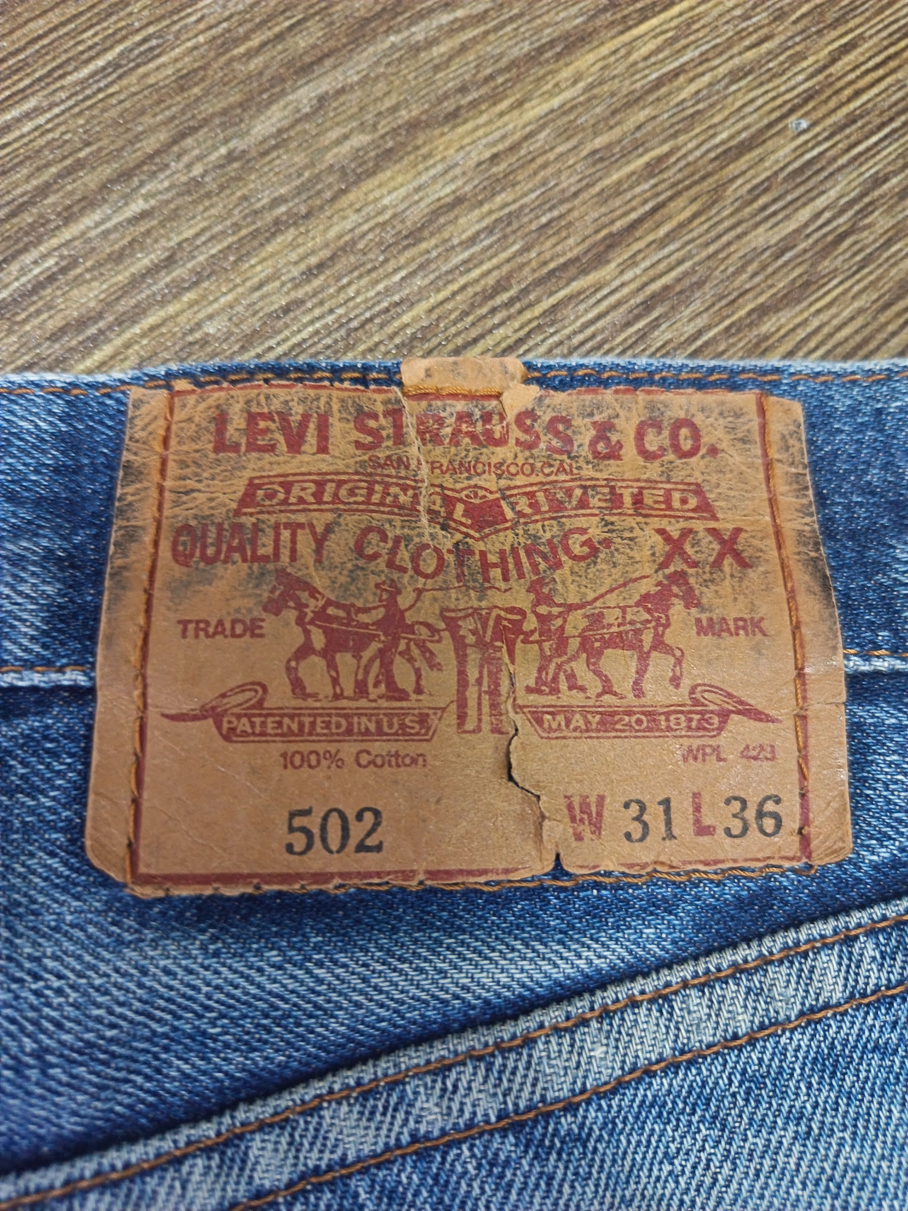 Levi's Vintage Clothing Vintage Levi's 502 Big E selvedge Size US 31 - 9 Thumbnail