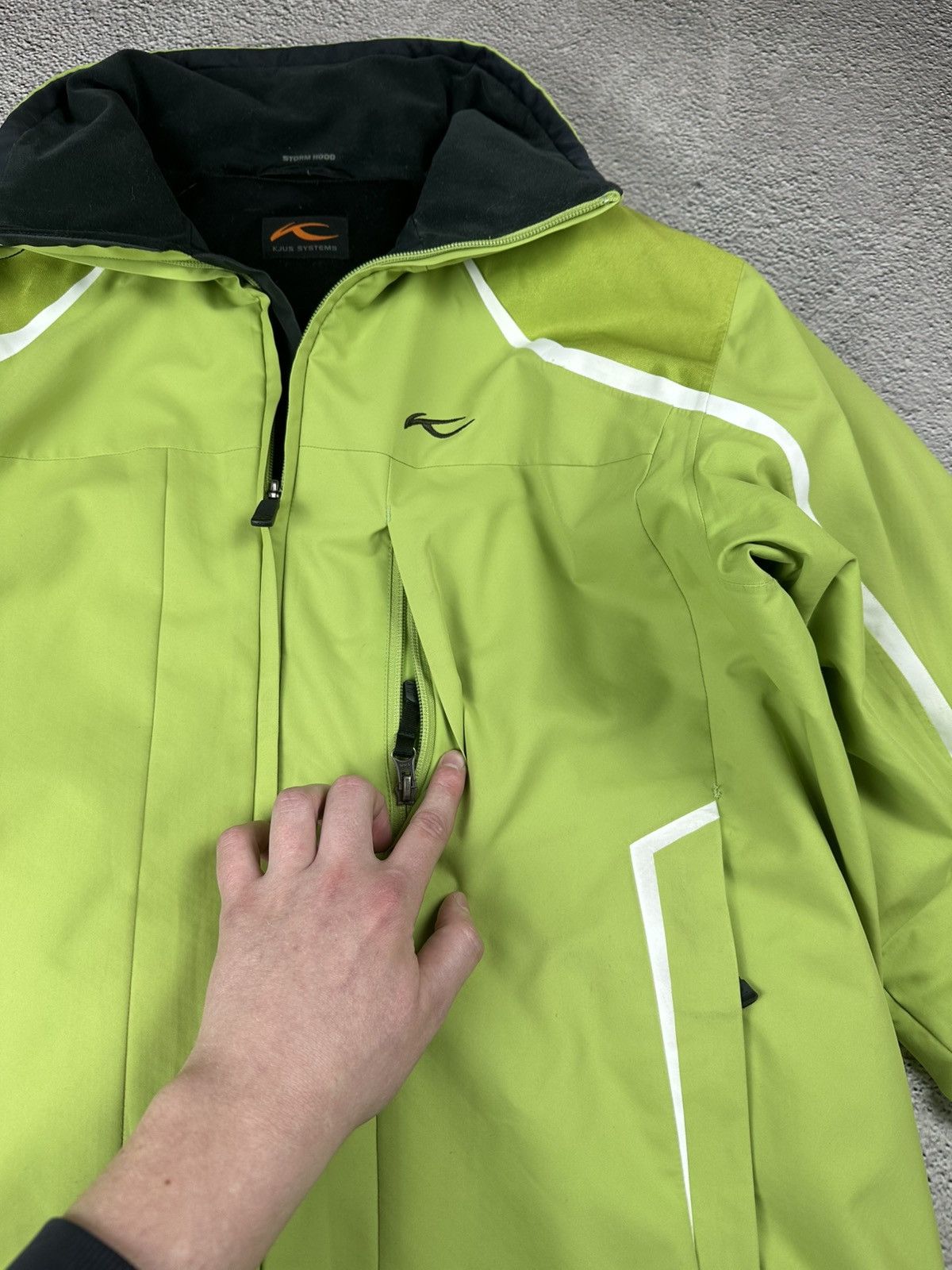 KJUS Kjus Ski Jacket Storm Hood Rain Coat Outdoor Gorpcore Style Size US L / EU 52-54 / 3 - 6 Thumbnail