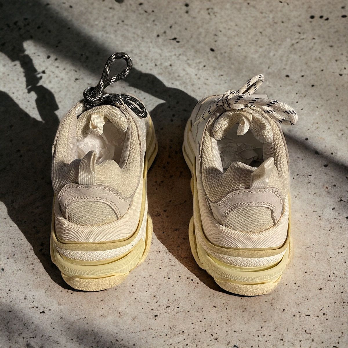 Balenciaga White Balenciaga triple S baskets Size US 5 / IT 35 - 9 Thumbnail