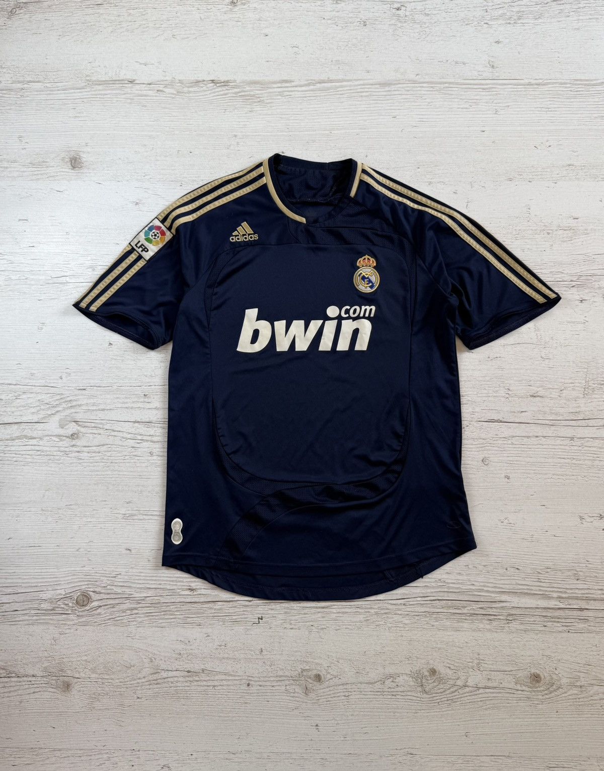 Adidas REAL MADRID FOOTBALL SOCCER JERSEY ADIDAS Size US XL / EU 56 / 4 - 1 Thumbnail