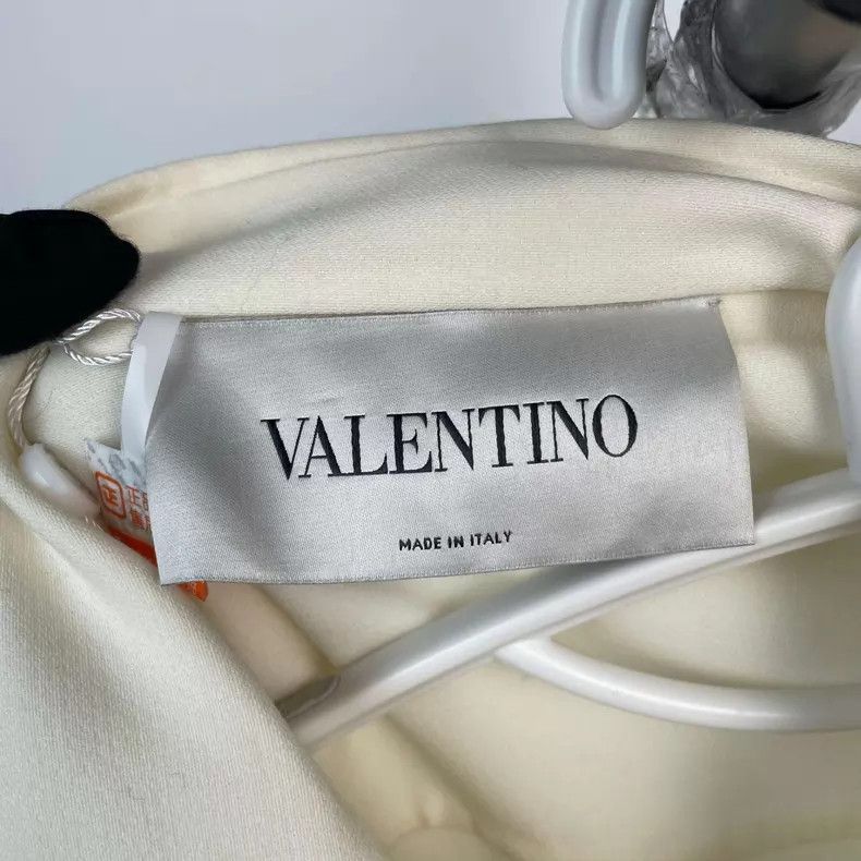 Other Valentino The trench coat is white Size XS / US 0-2 / IT 36-38 - 4 Thumbnail