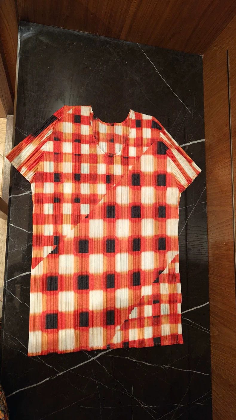 Issey Miyake Issey Miyake size:3 Orange and white watermelon top Size S / US 4 / IT 40 - 1 Thumbnail