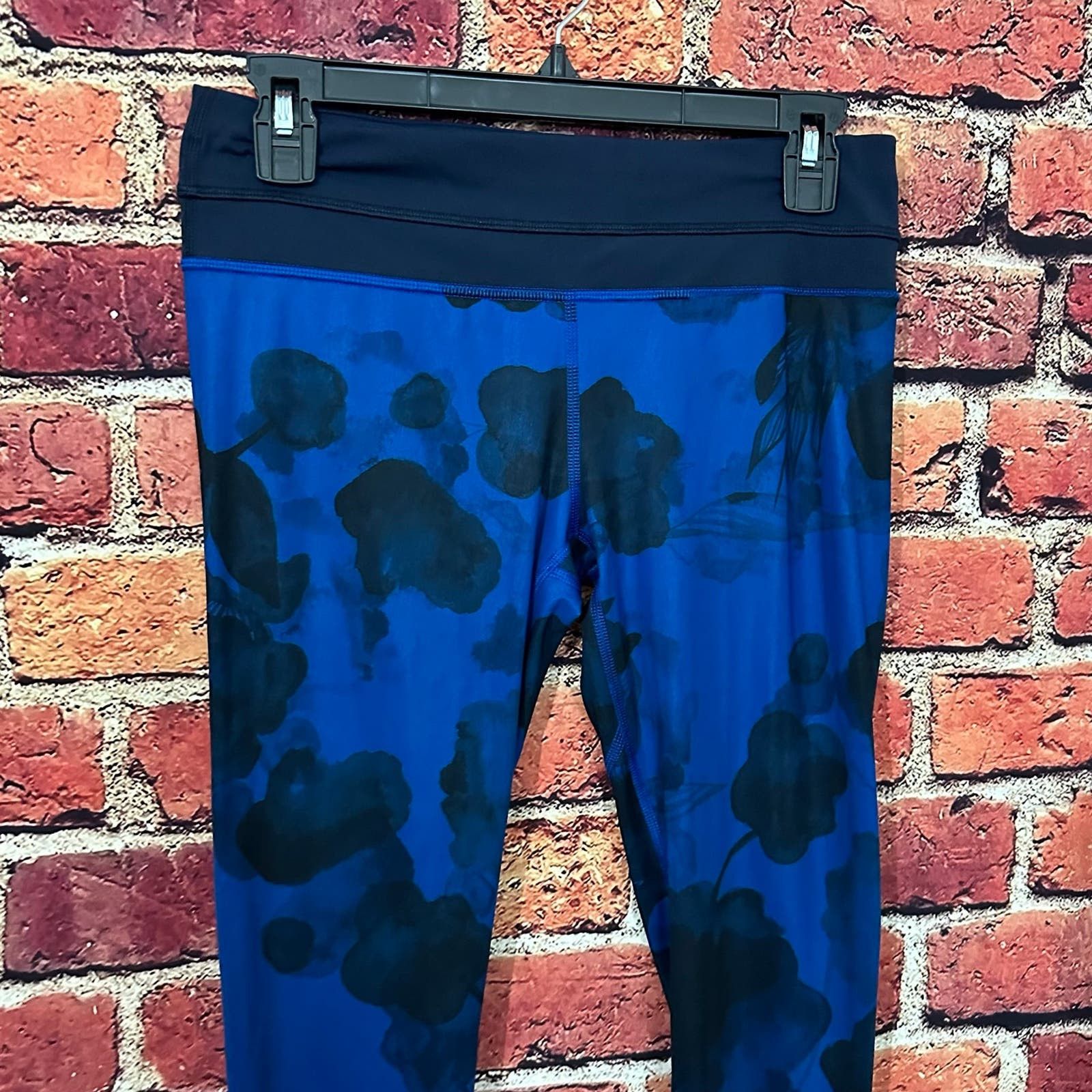Lululemon lululemon leggings size 6 Size 28" / US 6 / IT 42 - 2 Thumbnail
