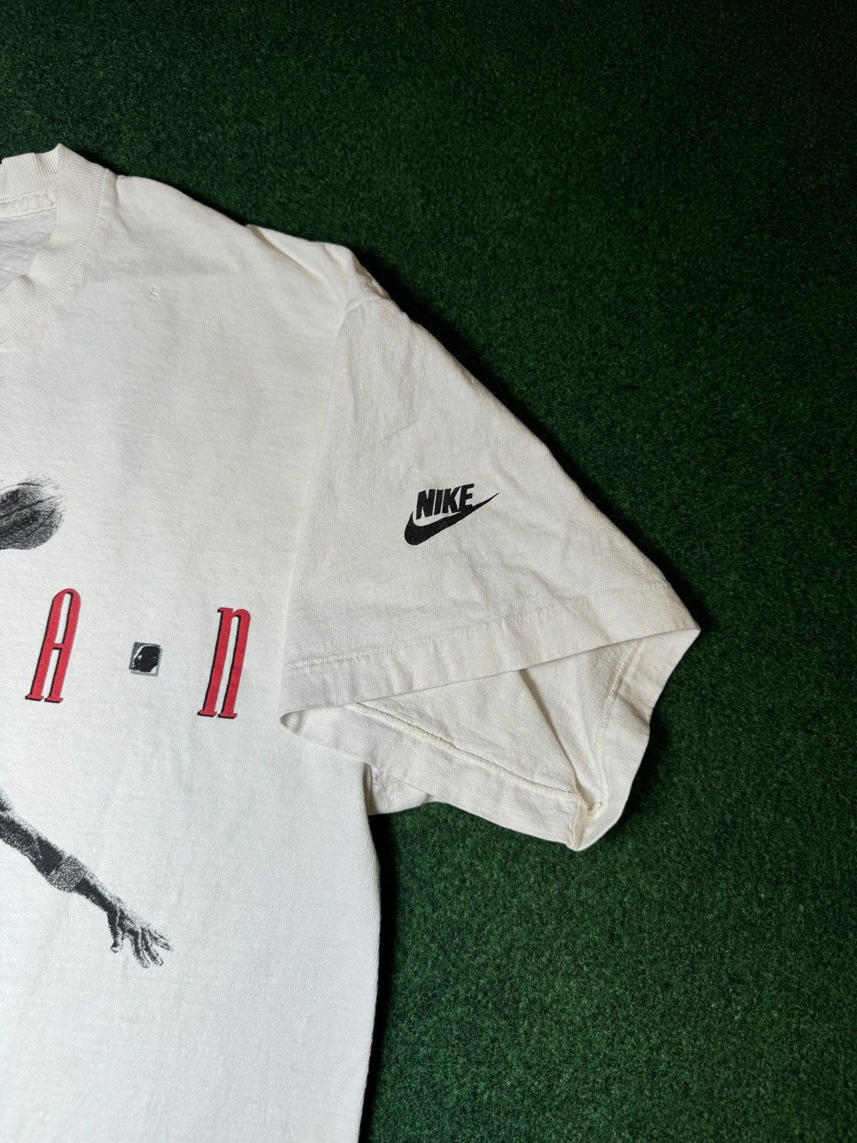 Jordan Brand × Nike × Vintage Vintage 80s 90s Nike Jordan Grey Tag ICONIC Graphic T Shirt Size US L / EU 52-54 / 3 - 3 Thumbnail