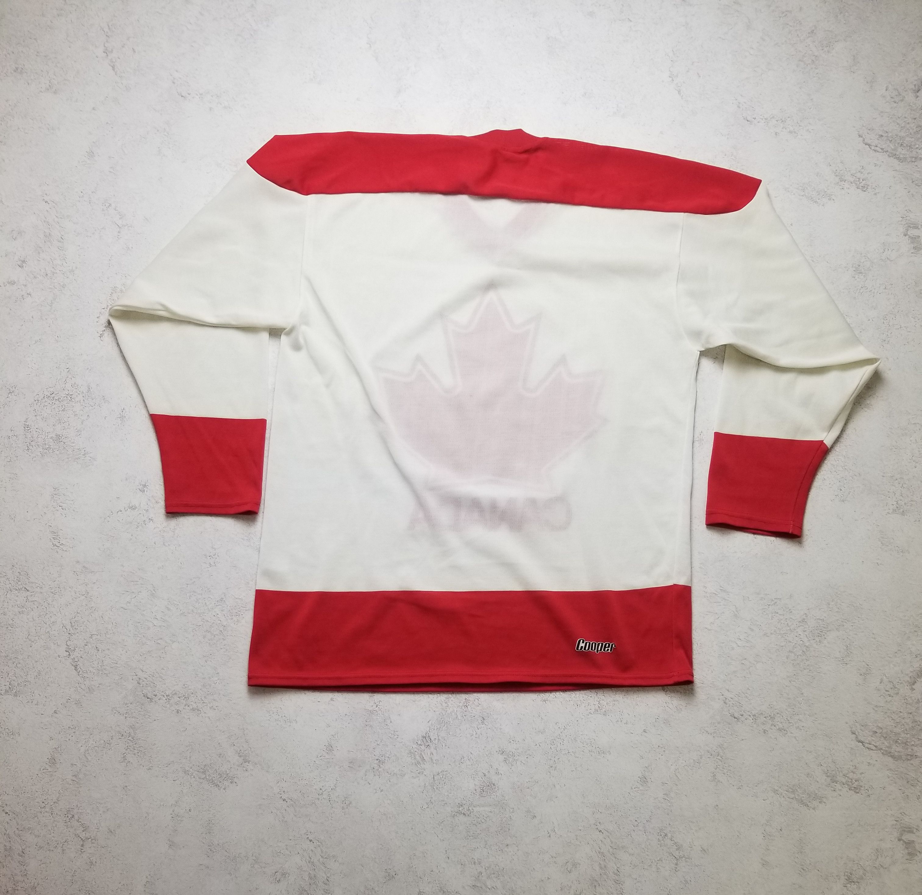 Cooper VTG Team Canada IIHF Olympic Hockey Jersey Cooper Polyzorb Size US L / EU 52-54 / 3 - 2 Thumbnail