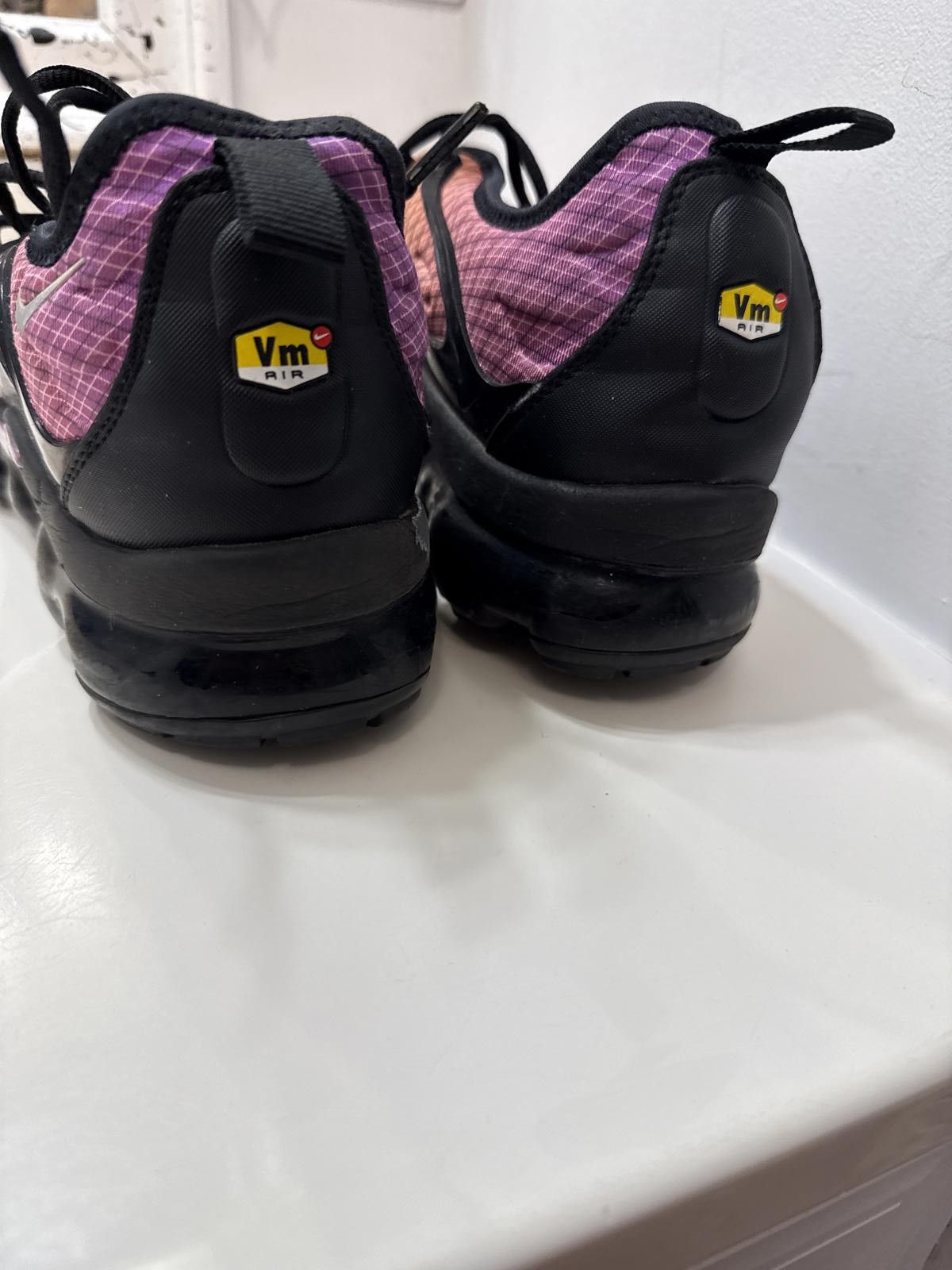 Nike Nike Air VaporMax Plus Gradient Sneakers size 9 Size US 9 / EU 42 - 3 Thumbnail