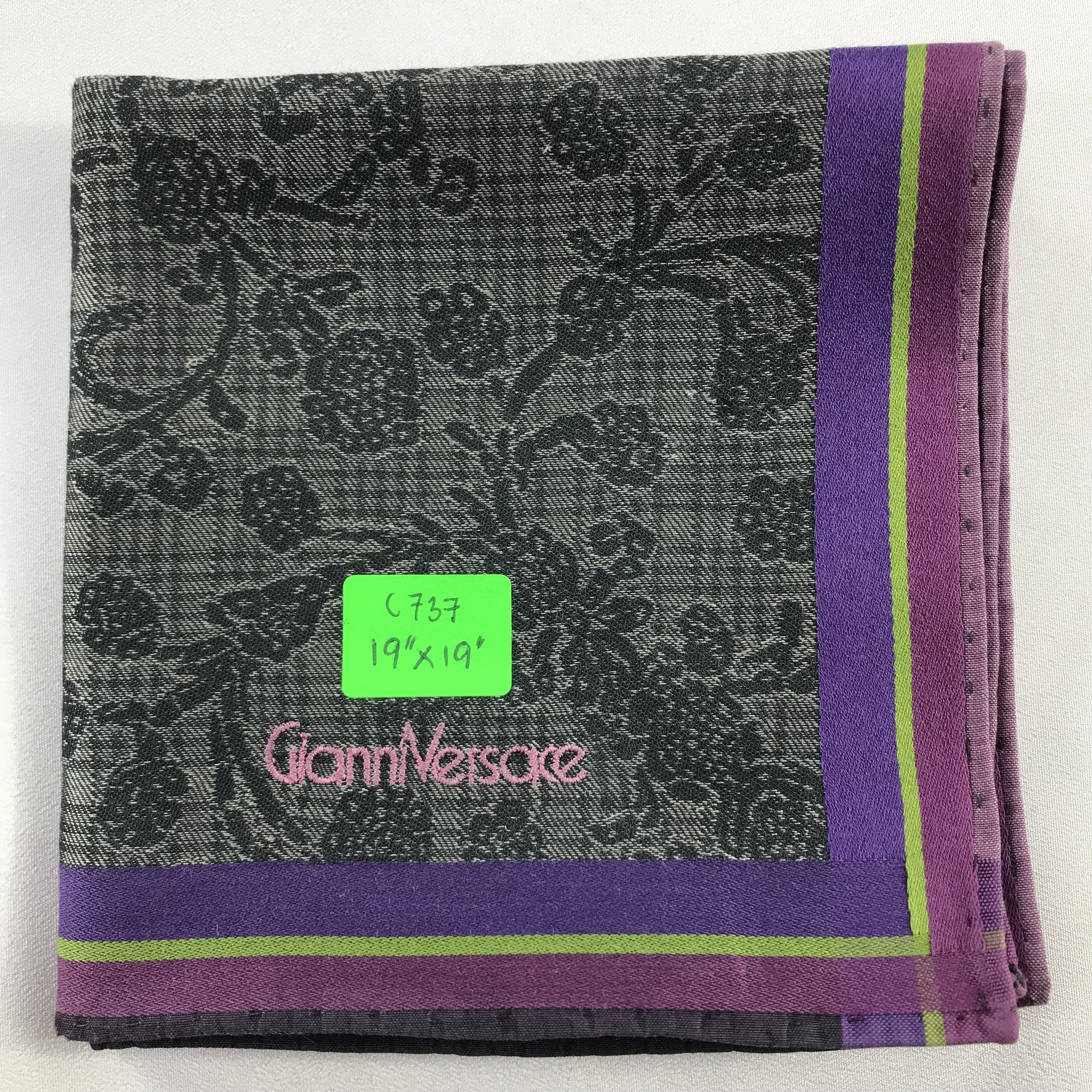 Vintage Gianni Versace Paislee Handkerchief / Bandana / Neckerchief Size ONE SIZE - 7 Thumbnail