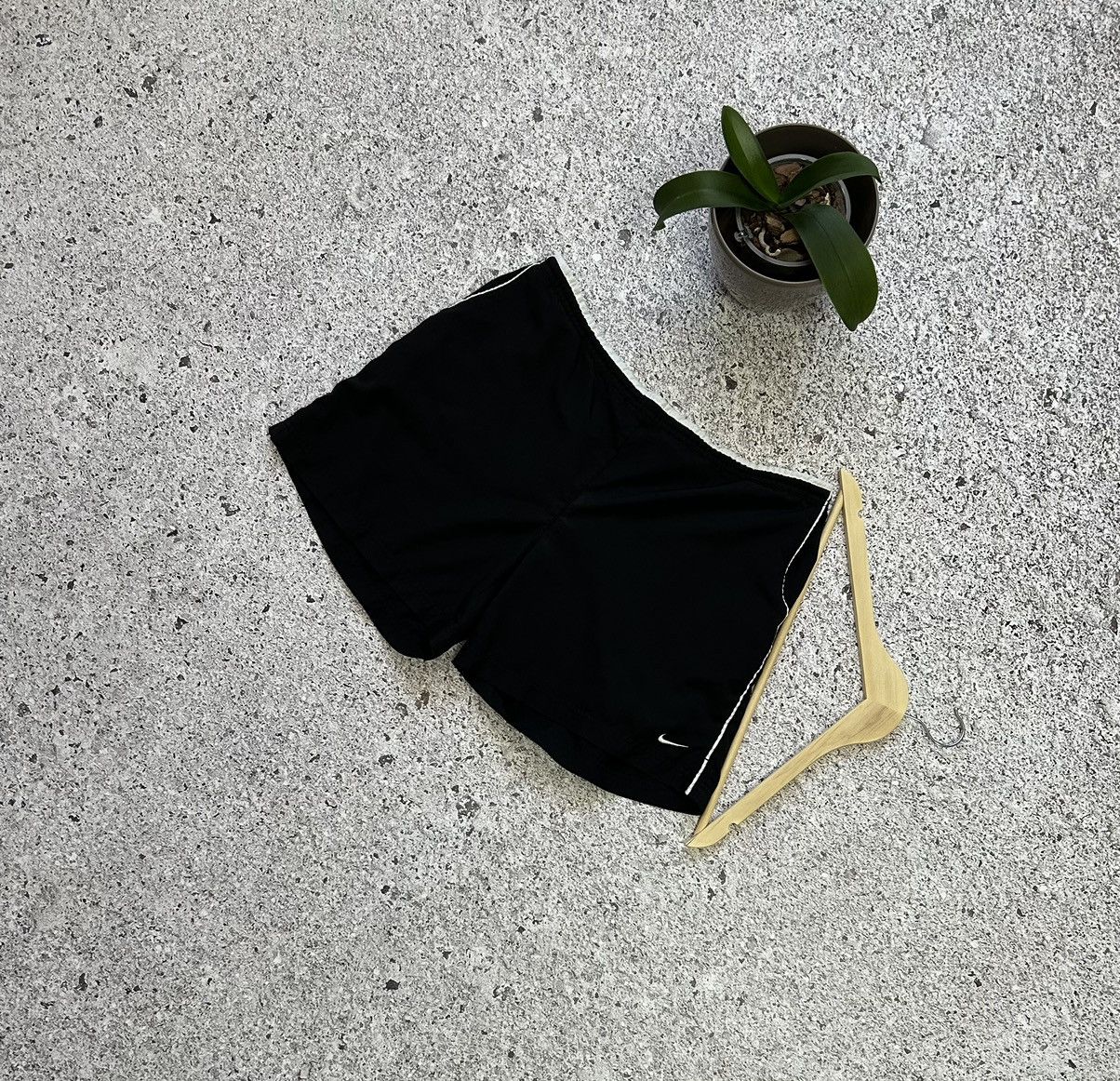 Nike × Vintage Vintage 90s Nike Retro Shorts Y2K Hype Size XL Size US 35 - 1 Thumbnail