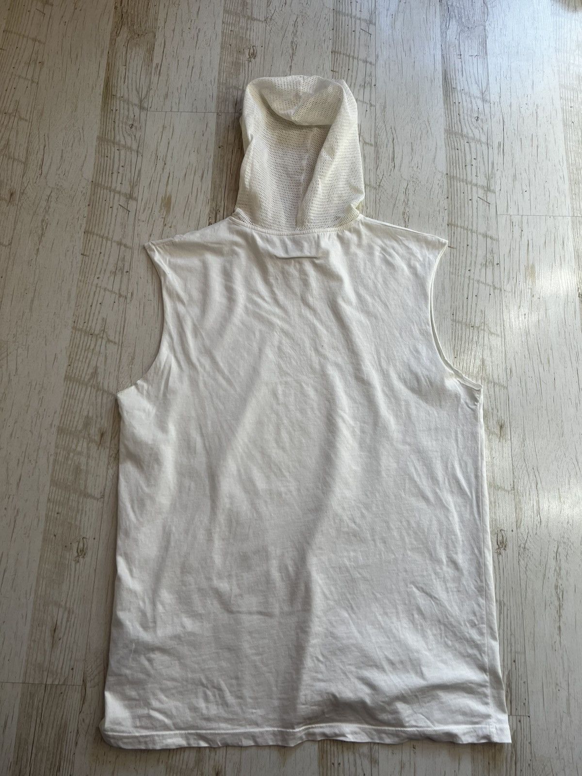 Maison Margiela MM6 Maison Margiela White Hooded Tank Top Size M 2025 Size US M / EU 48-50 / 2 - 8 Thumbnail