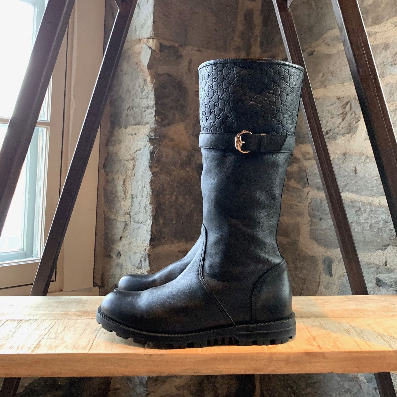 Gucci Gucci Black Leather Microguccissima Pull-on Boots Size US 7.5 / IT 37.5 - 6 Thumbnail