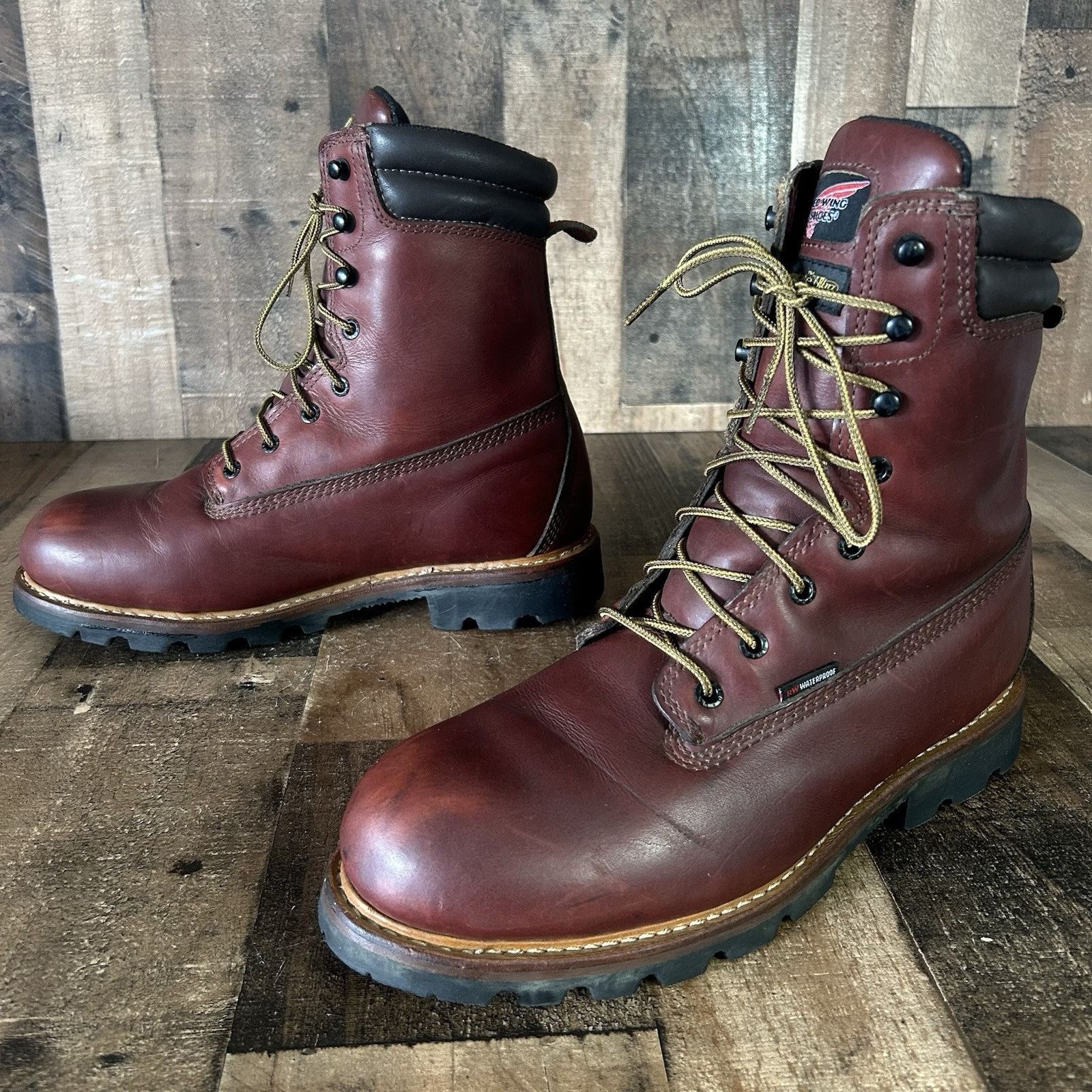 Red Wing Red Wing 1201 EH Lace Up Waterproof Work Boots Mens 9.5 EE Size US 9.5 / EU 42-43 - 1 Thumbnail