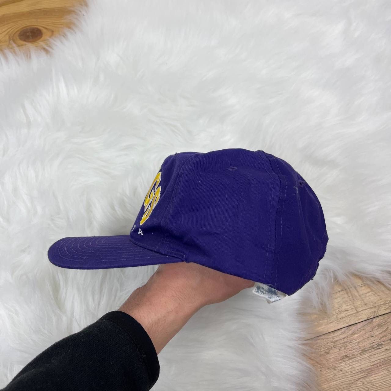 Vintage Minnesota Vikings Vintage NFL Snapback Cap Purple Size ONE SIZE - 2 Thumbnail