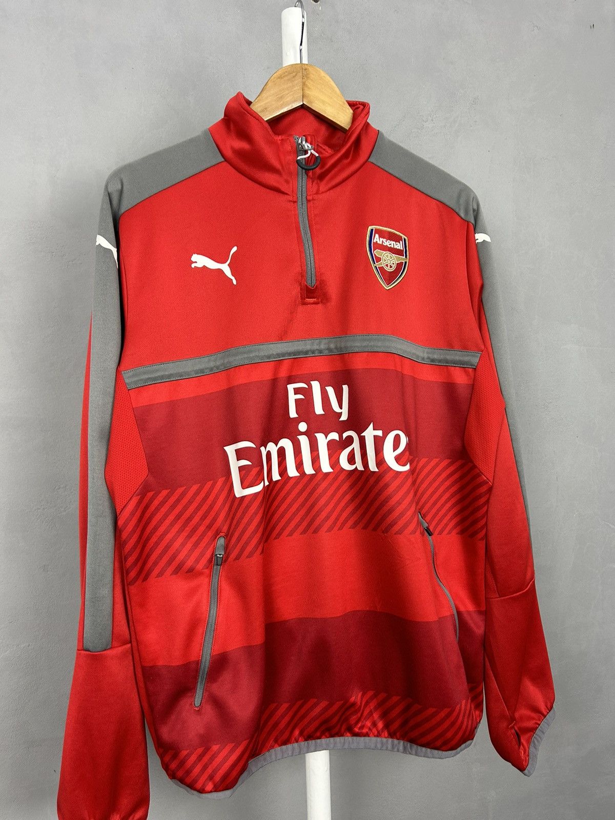 Puma 2016-17 Arsenal Puma 1/4 Zip sweatshirt Size US L / EU 52-54 / 3 - 2 Thumbnail