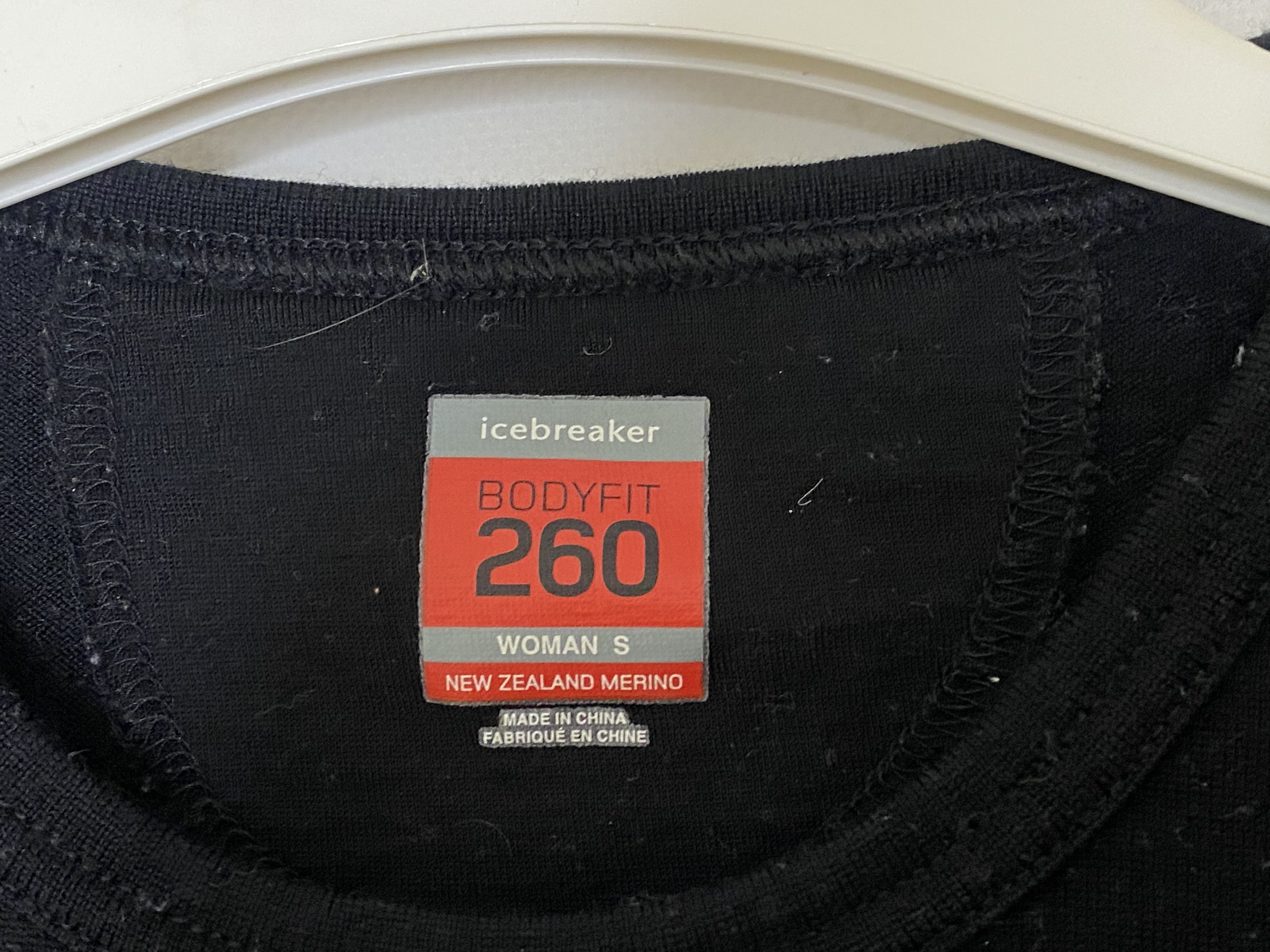 Icebreaker ICEBREAKER BODYFIT 260 TECH LONG SLEEVE TOP MERINO WOOL Size S / US 4 / IT 40 - 4 Thumbnail