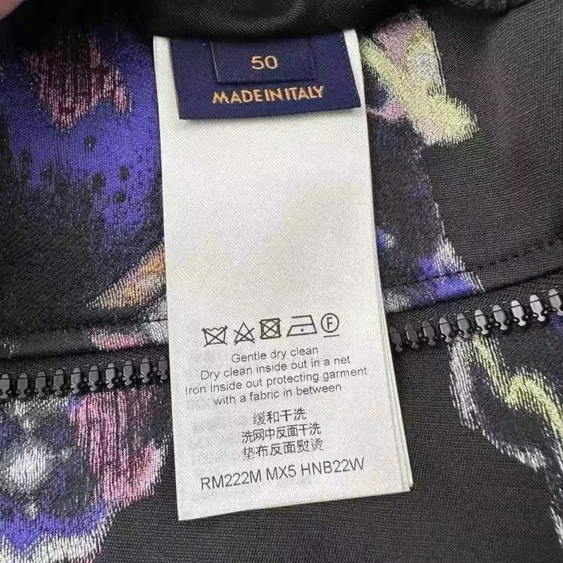 Louis Vuitton Louis Vuitton Black graffiti cartoon embroidered jacket 25 Size US M / EU 48-50 / 2 - 5 Thumbnail
