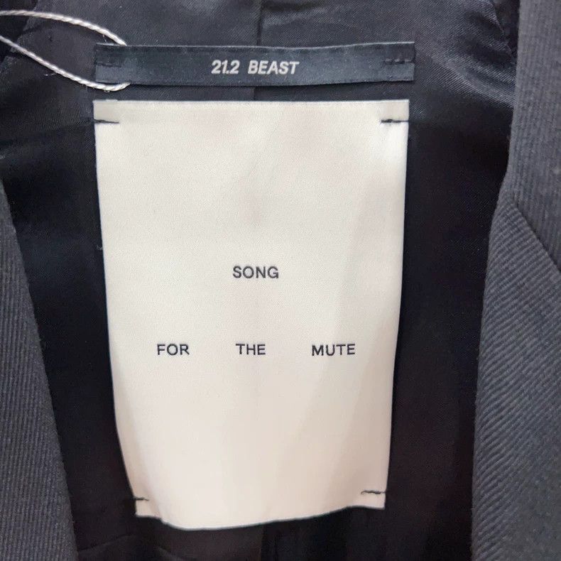 Song For The Mute Song For The Mute coat Size US M / EU 48-50 / 2 - 4 Thumbnail