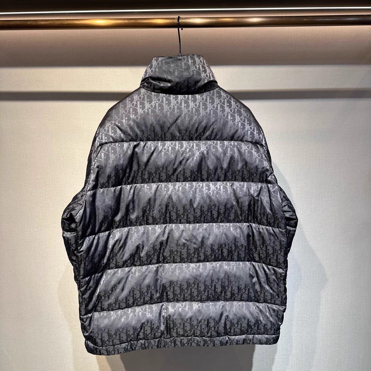 Dior Dior Oblique Gray Puffer 50 Unworn Size US M / EU 48-50 / 2 - 6 Thumbnail