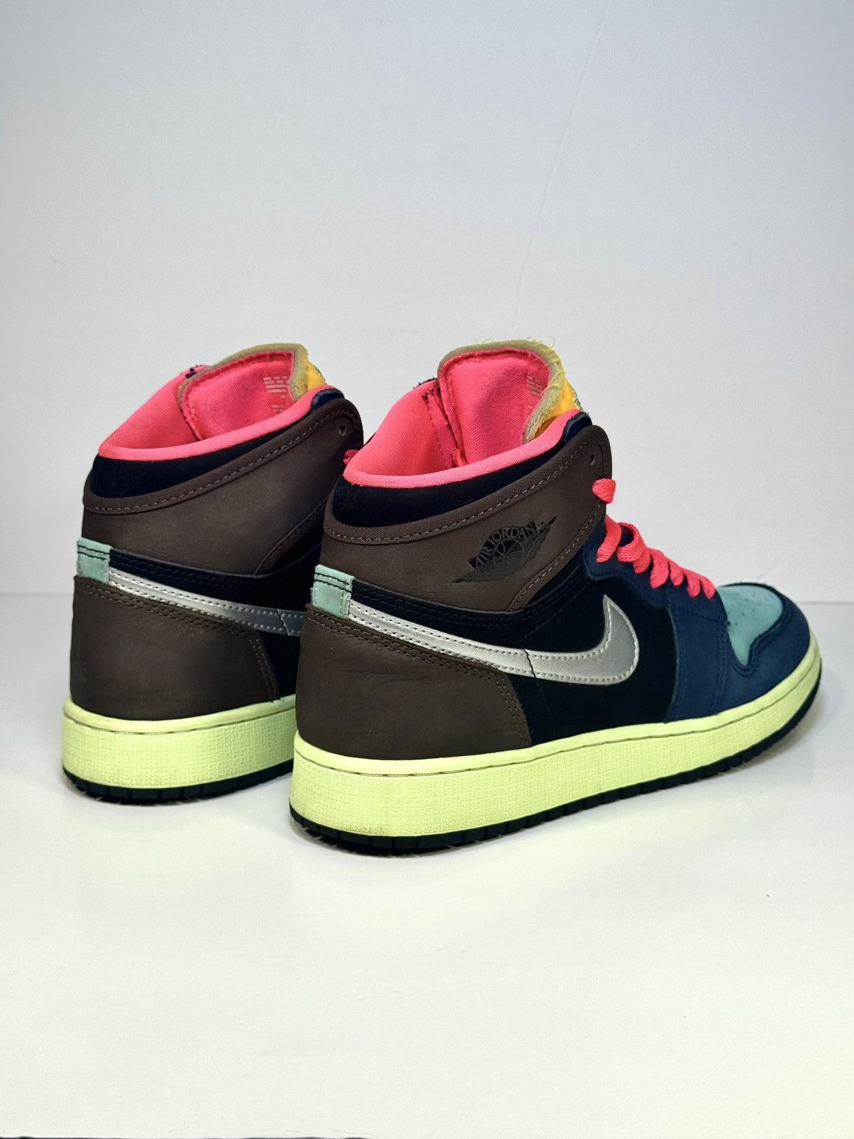 Jordan Brand × Nike Y6.5 Nike Air Jordan 1 Retro High OG Tokyo Bio Hack GS Size US 6 / EU 39 - 5 Thumbnail