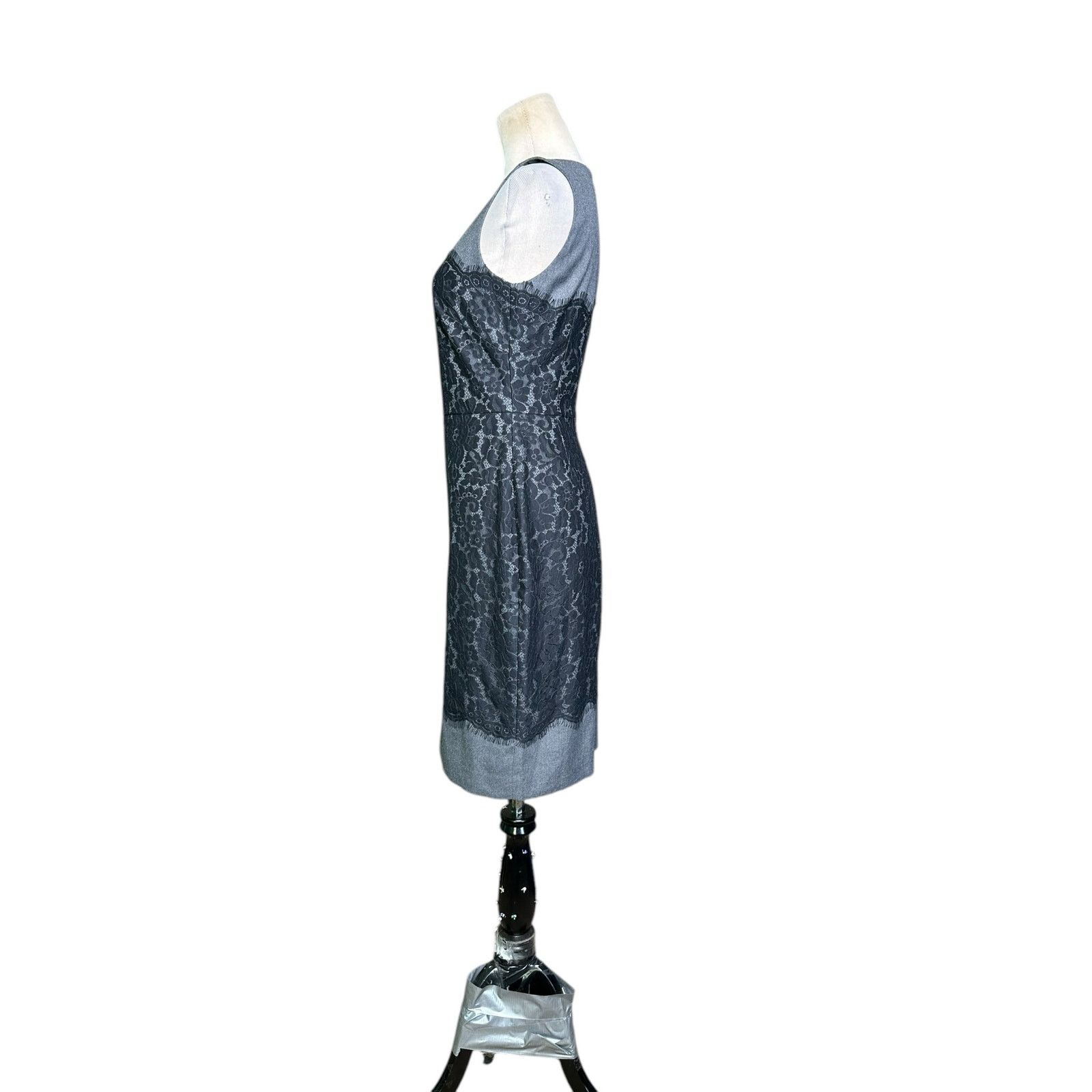 Banana Republic Banana Republic gray black lace overlay sheath dress size 0 Size XS / US 0-2 / IT 36-38 - 7 Thumbnail