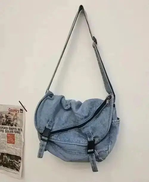 Japanese Brand Fashion denim messenger bag shoulder bag Size ONE SIZE - 1 Thumbnail