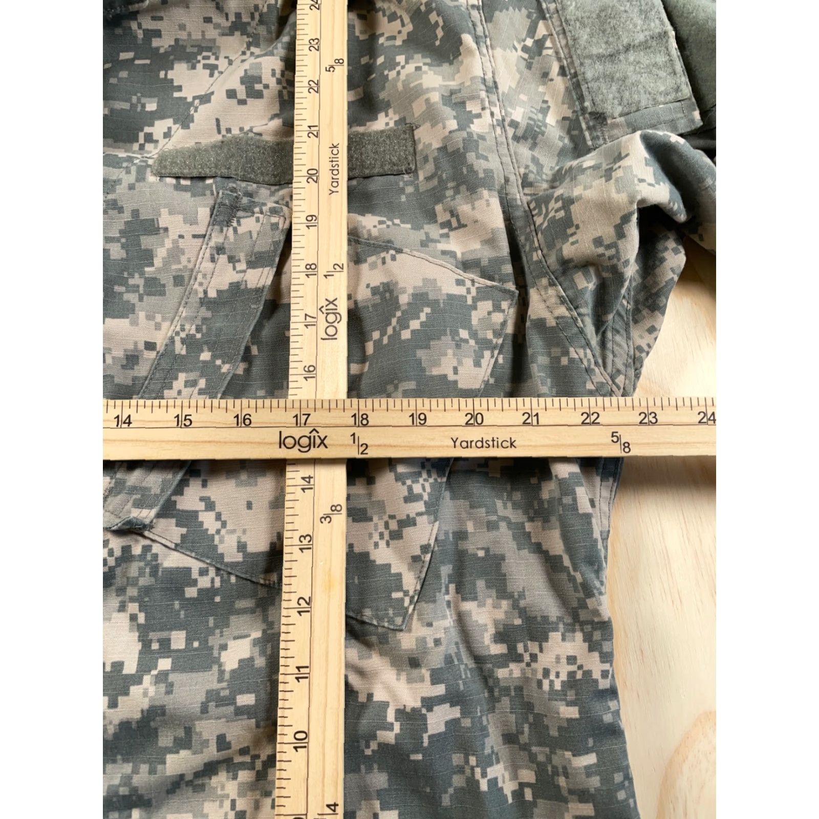 Vintage VINTAGE US Army Digital Camouflage Jacket Adult Medium Unicor Two-Way Zip Shacket Size US M / EU 48-50 / 2 - 6 Thumbnail
