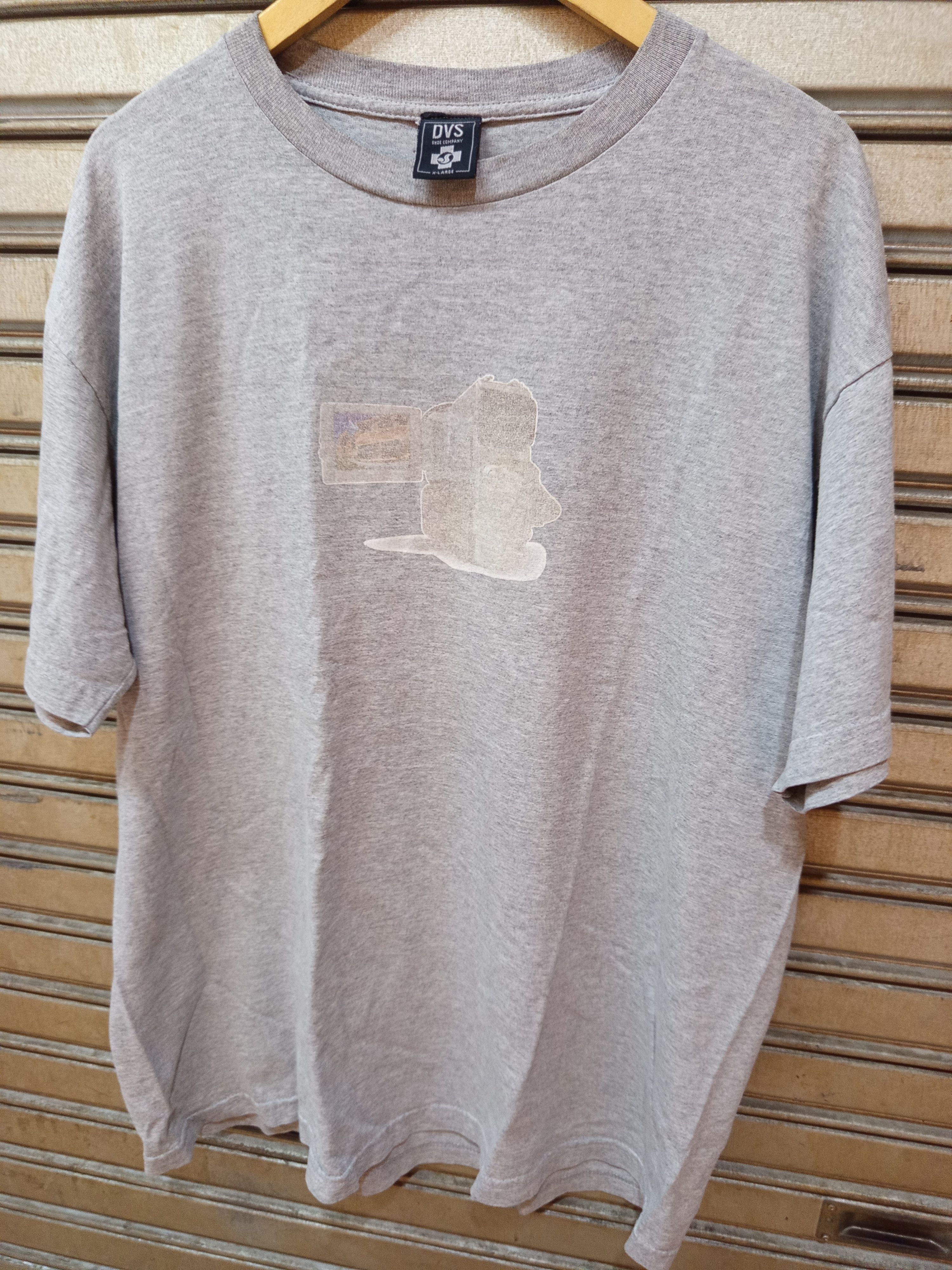 DVS Vintage DVS Shoe Company T-Shirt Made in USA Size US XL / EU 56 / 4 - 3 Thumbnail