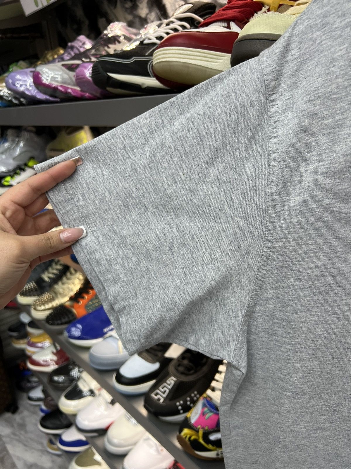 Burberry Burberry Grey BT Tee Size US L / EU 52-54 / 3 - 3 Thumbnail