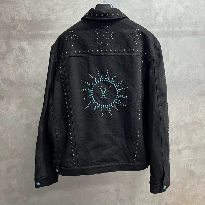 Louis Vuitton Louis Vuitton size 60 24 black logo embroidered lapel long Size US M / EU 48-50 / 2 - 6 Thumbnail