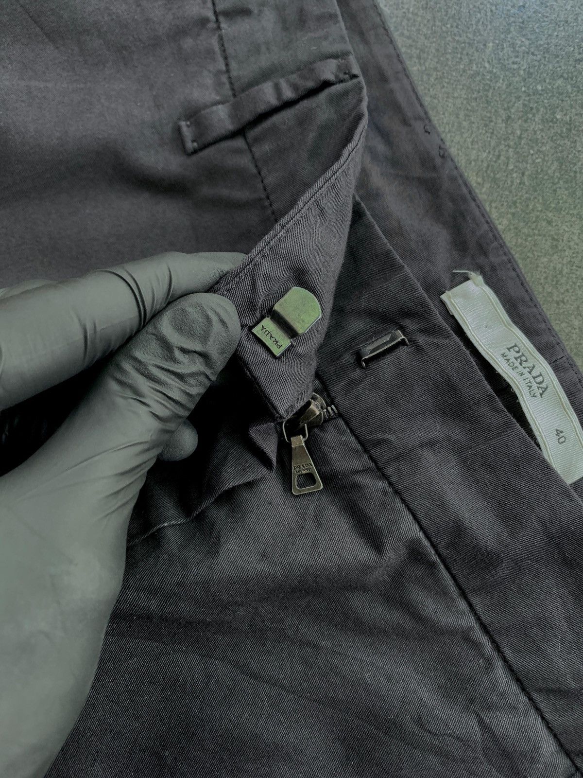 Prada FREE TAX! 2000s Flared Cropped Pants Size US 29 - 7 Thumbnail