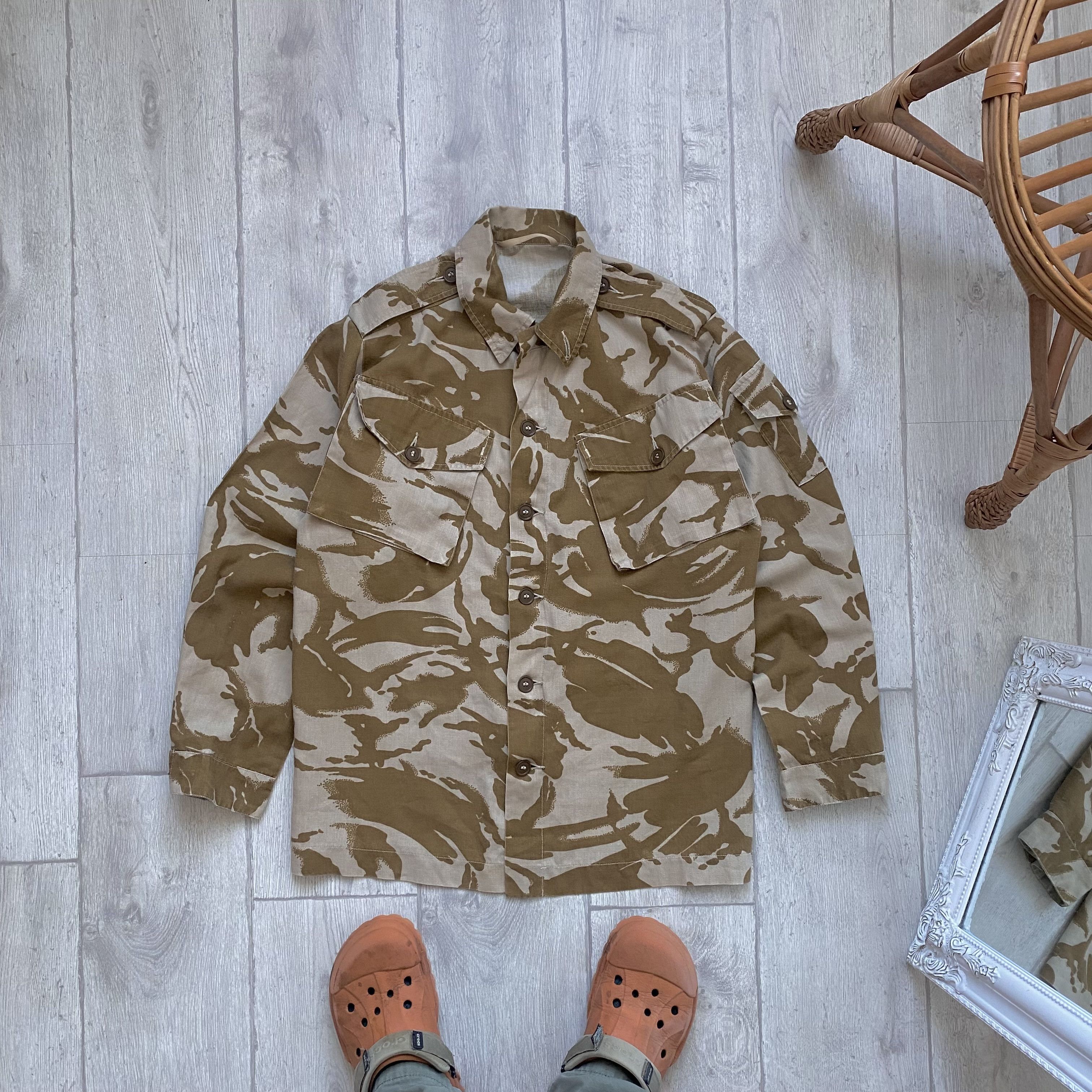 Japanese Brand Vintage Punk Army Combat Shirt Jacket Camo Tactical Y2K Size US S / EU 44-46 / 1 - 1 Thumbnail